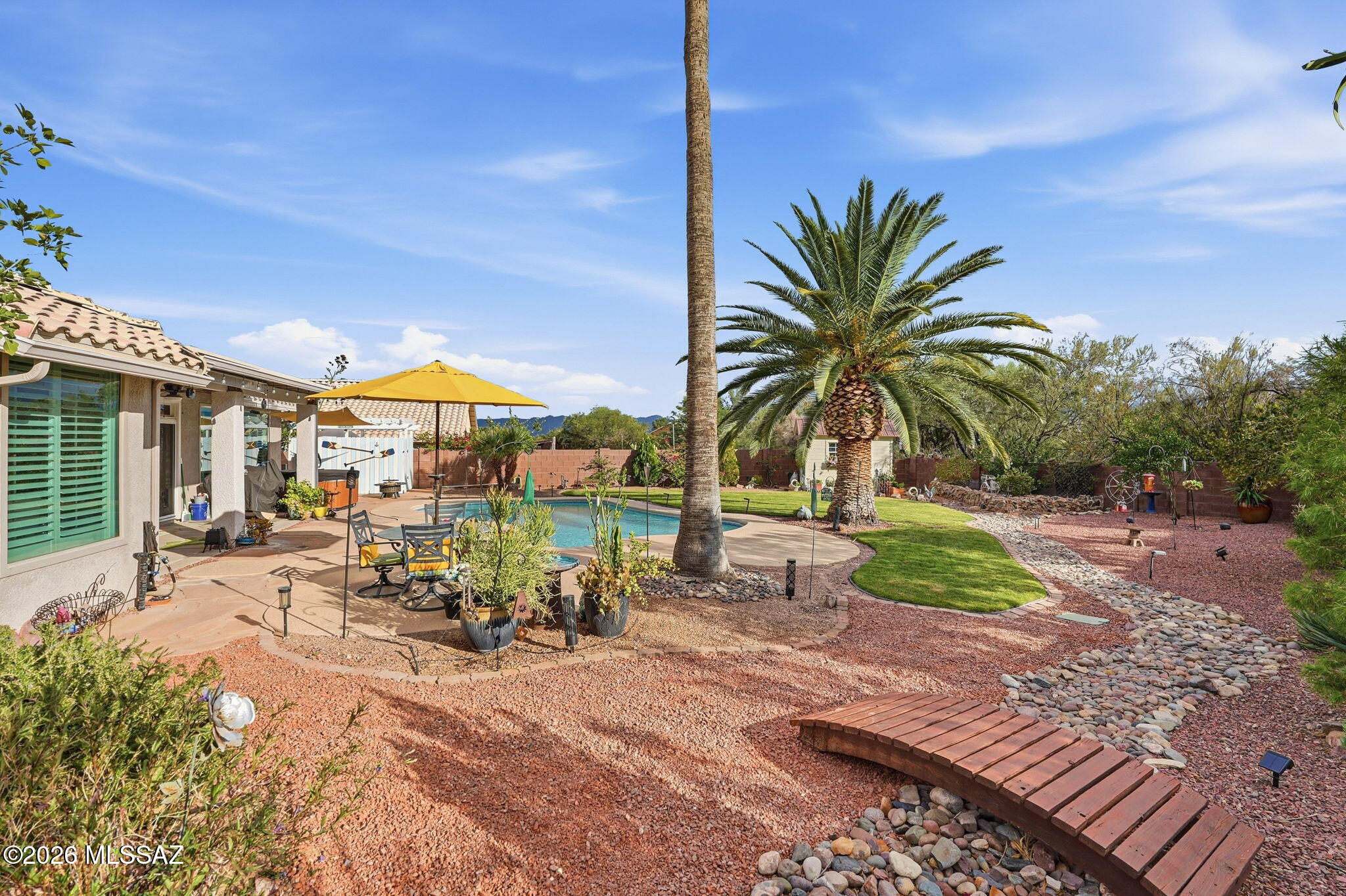 Colonias La Canada (83-219) - Residential