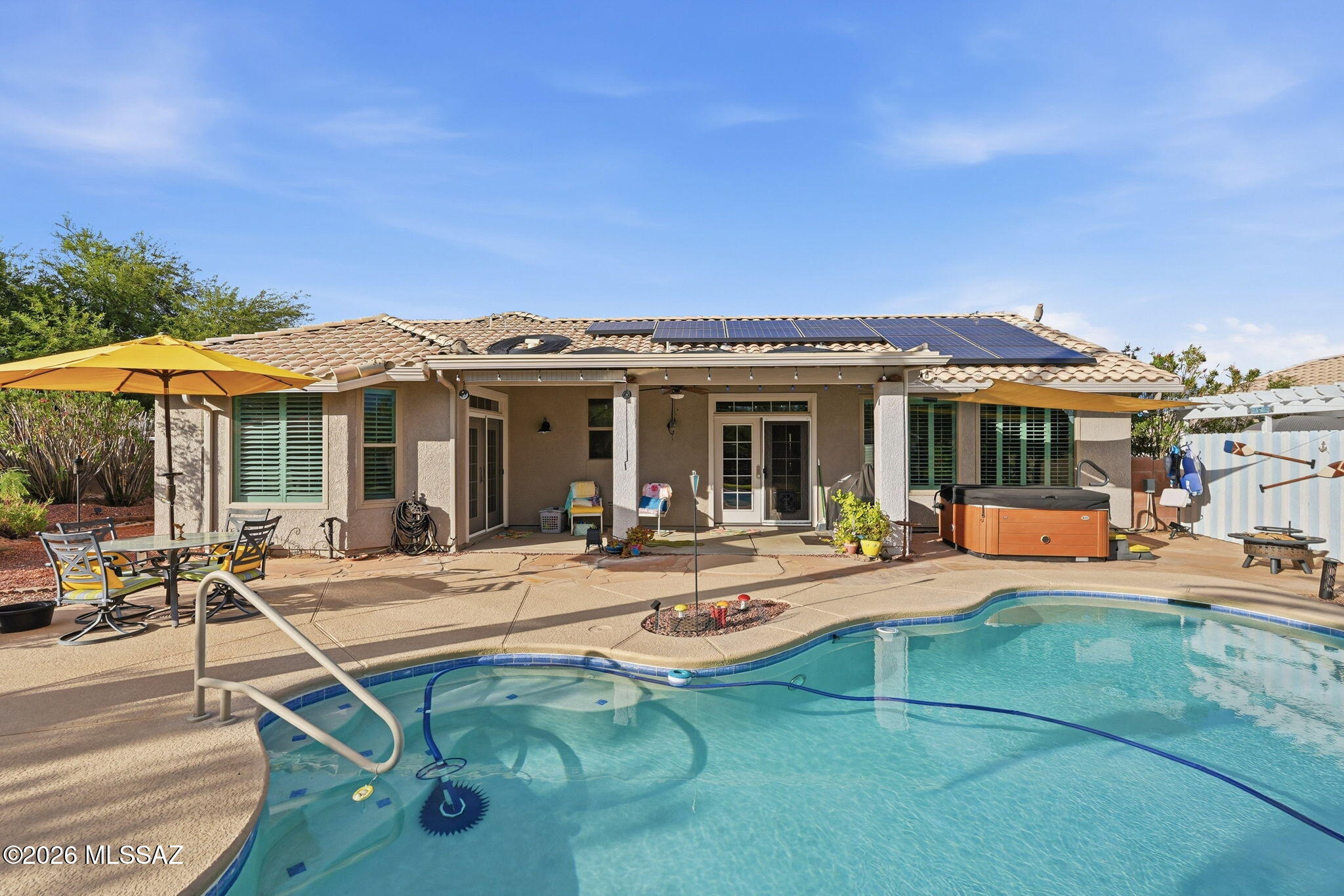 Colonias La Canada (83-219) - Residential