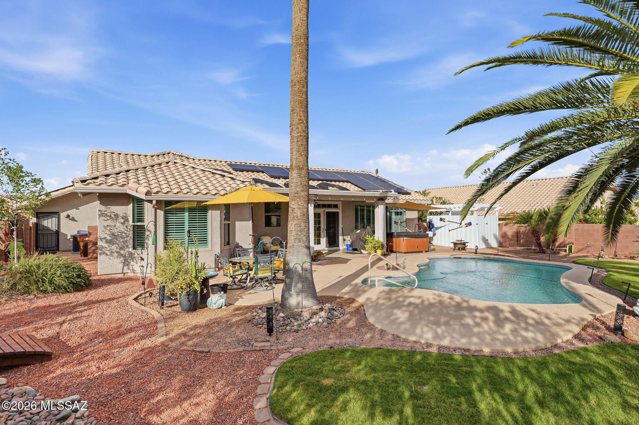 Colonias La Canada (83-219) - Residential