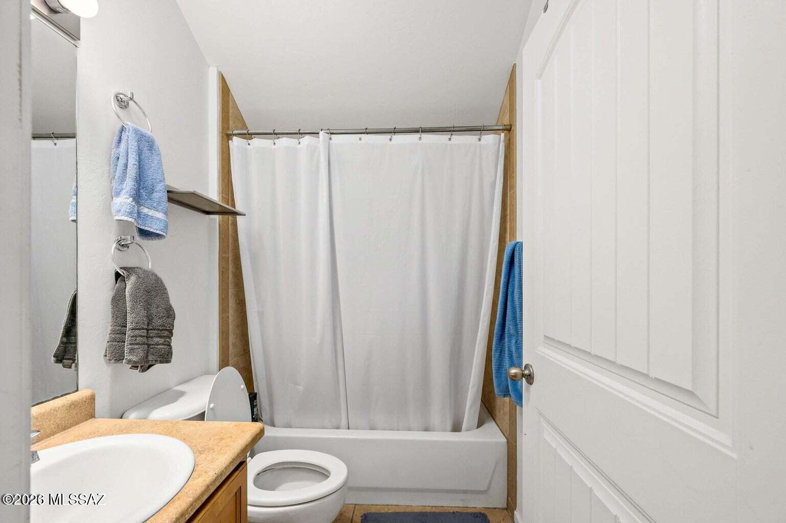 West University Court (1-7) - Residential Lease