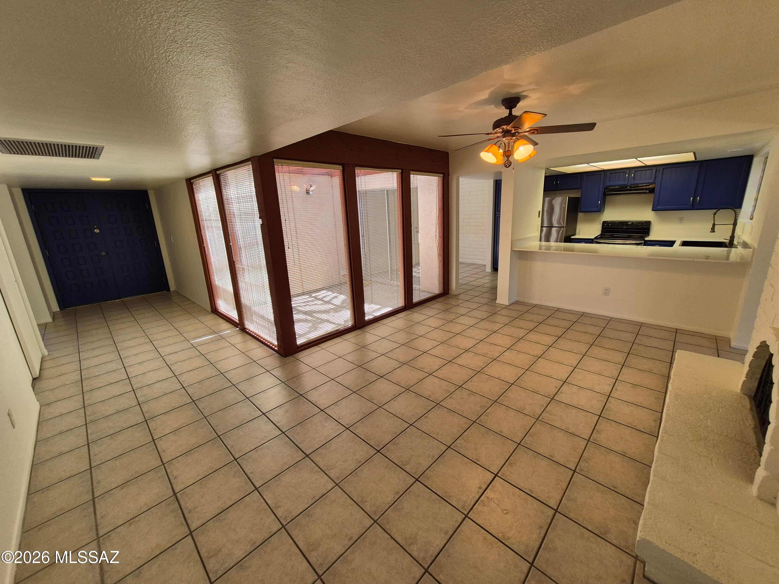 Catalina Del Rey (1-179) - Residential Lease