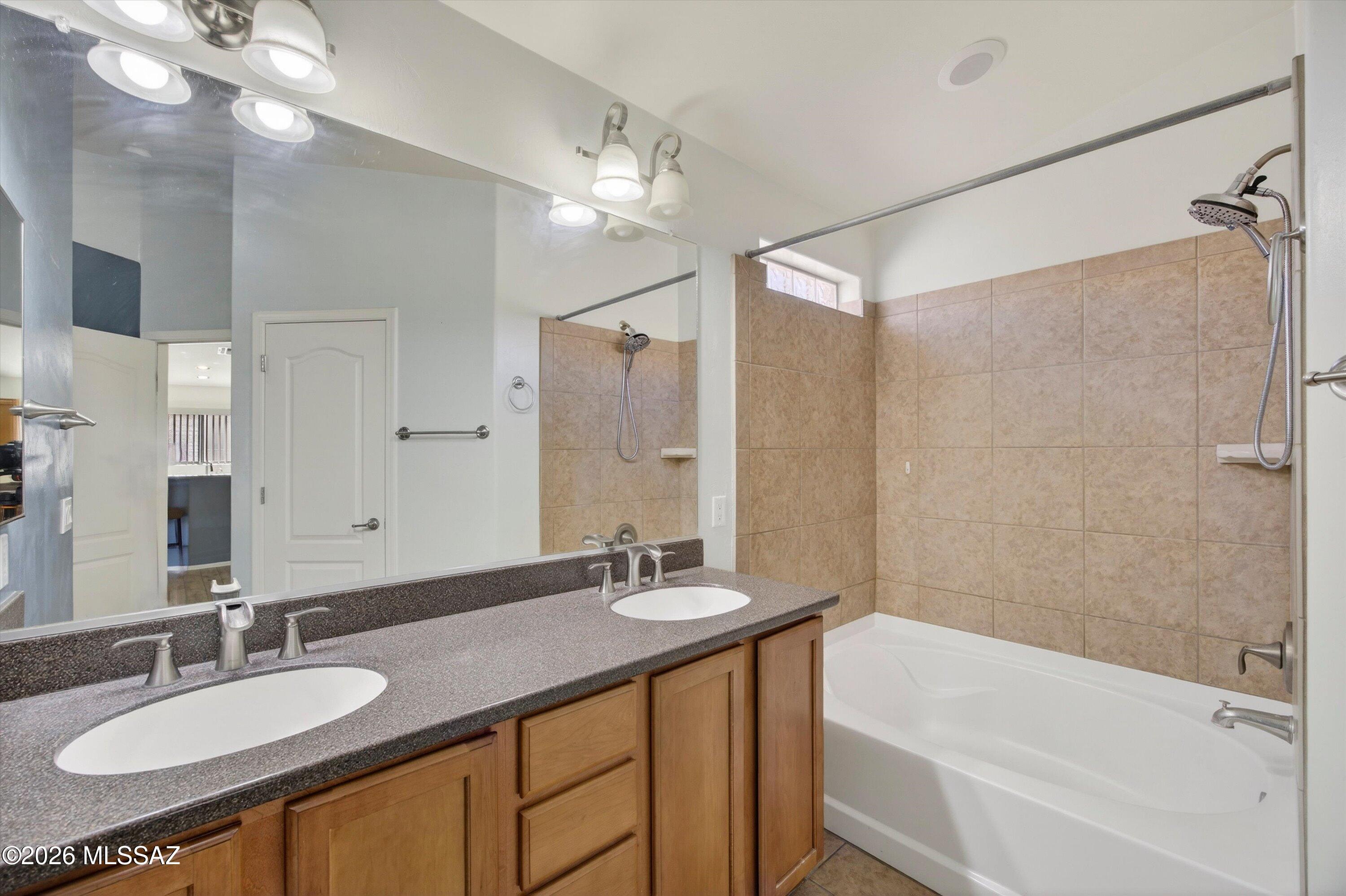 Oasis Santa Rita (1-298) - Residential