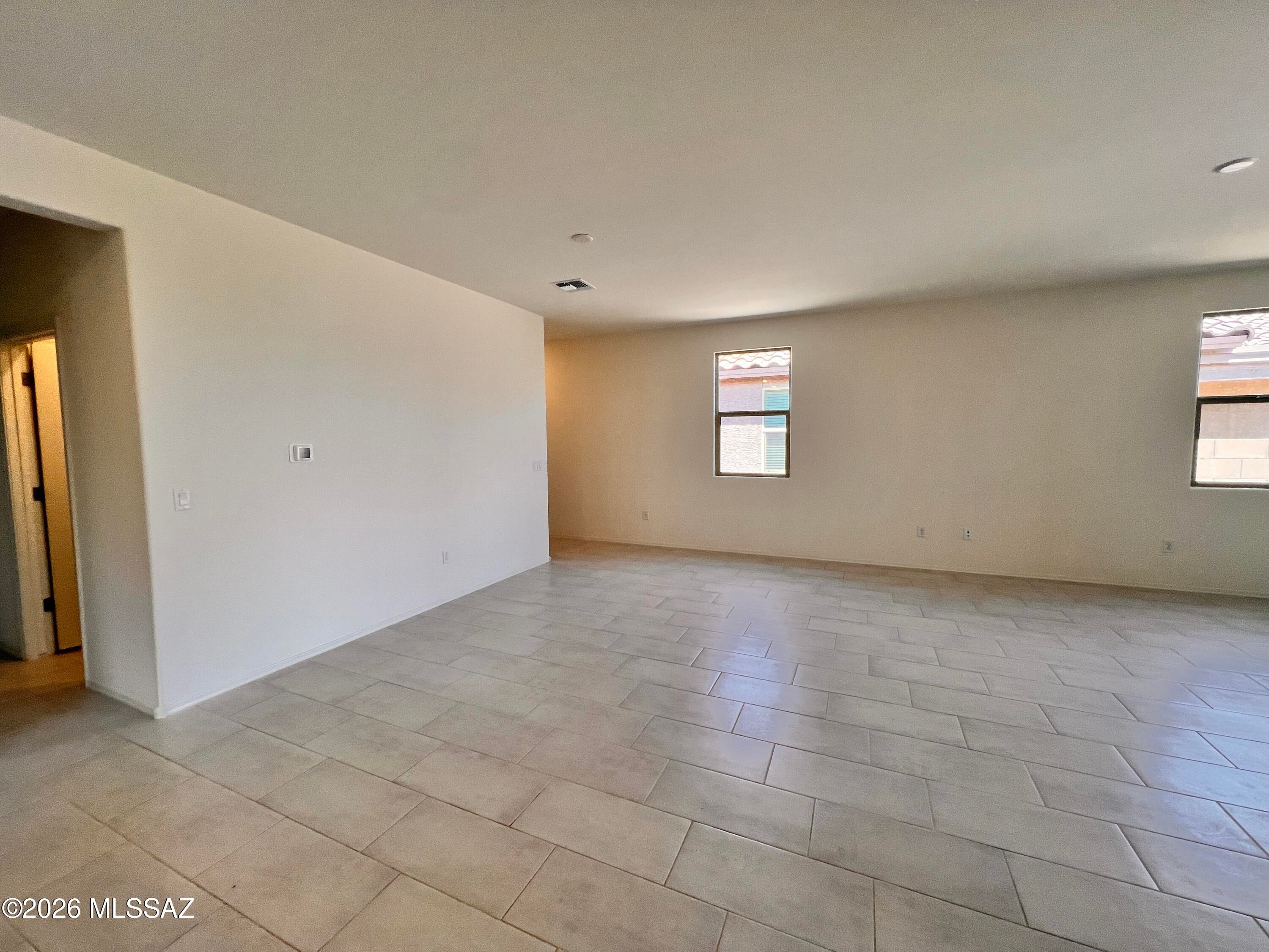La Escalera Phase 1 - Residential Lease