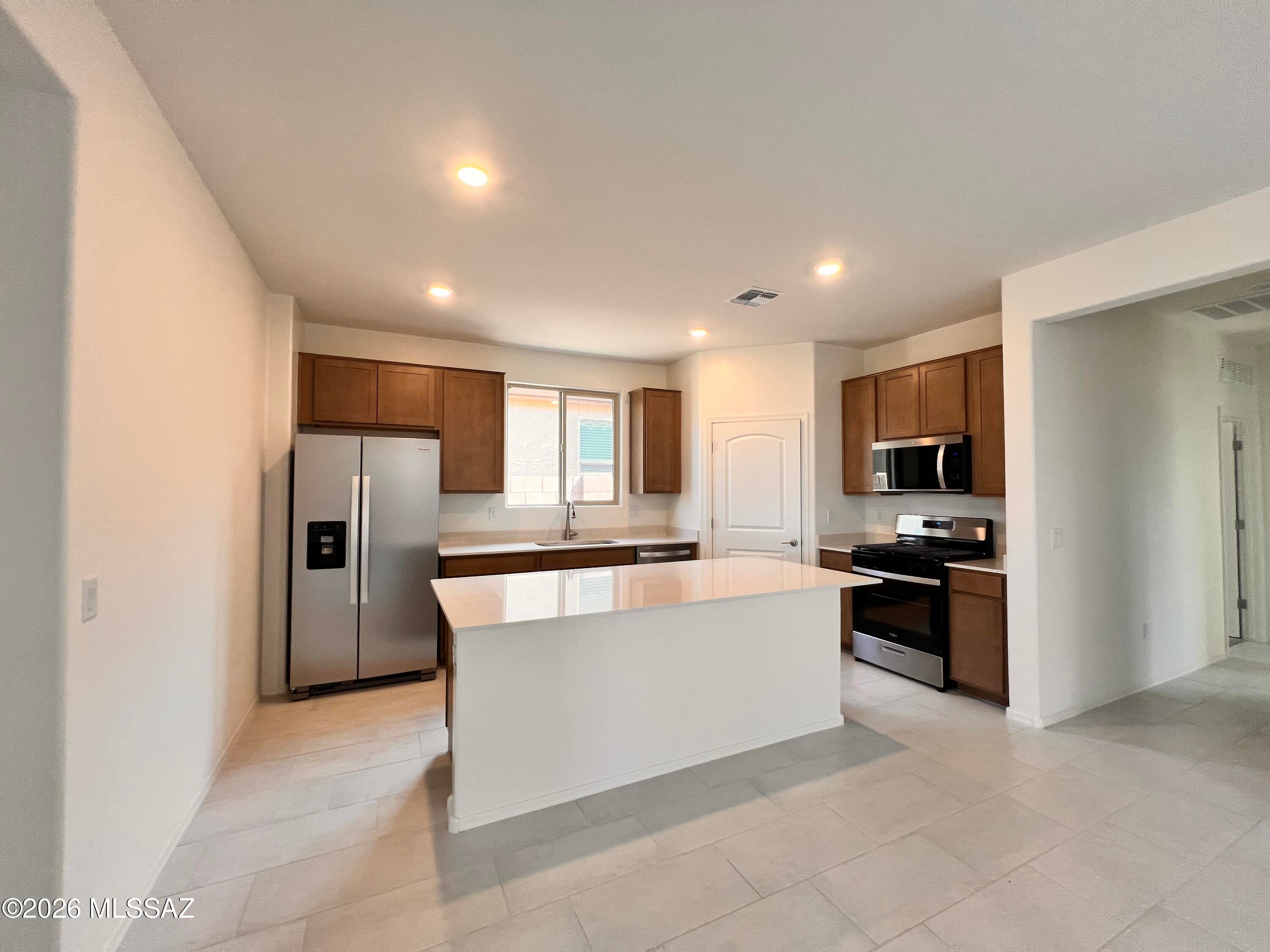 La Escalera Phase 1 - Residential Lease