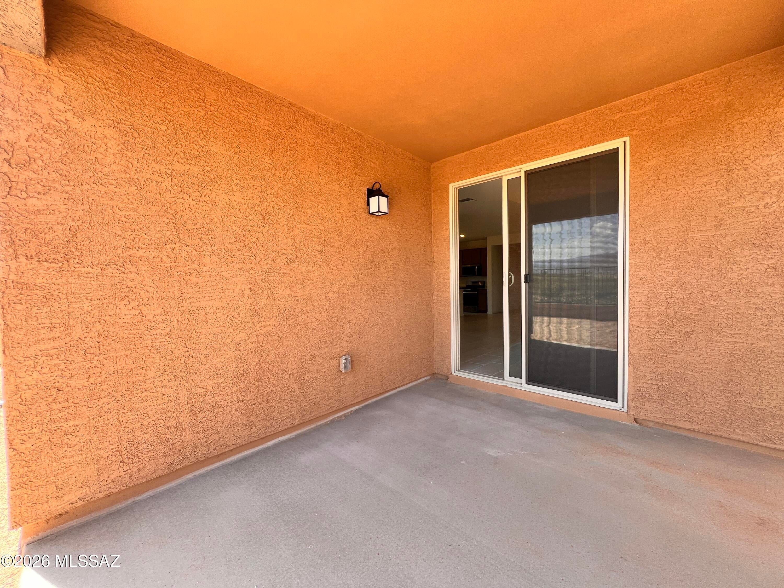La Escalera Phase 1 - Residential Lease