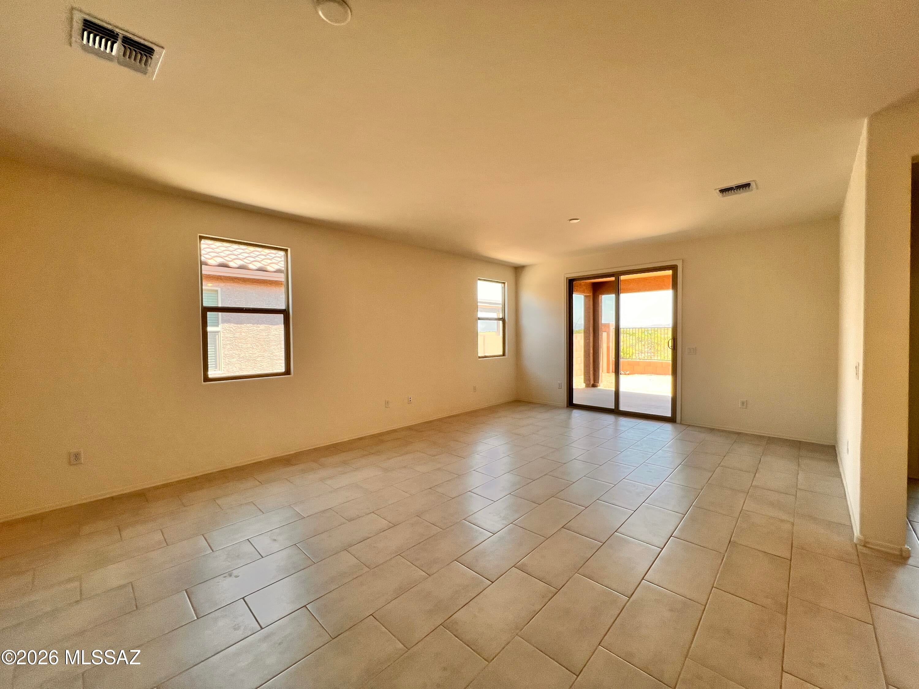 La Escalera Phase 1 - Residential Lease