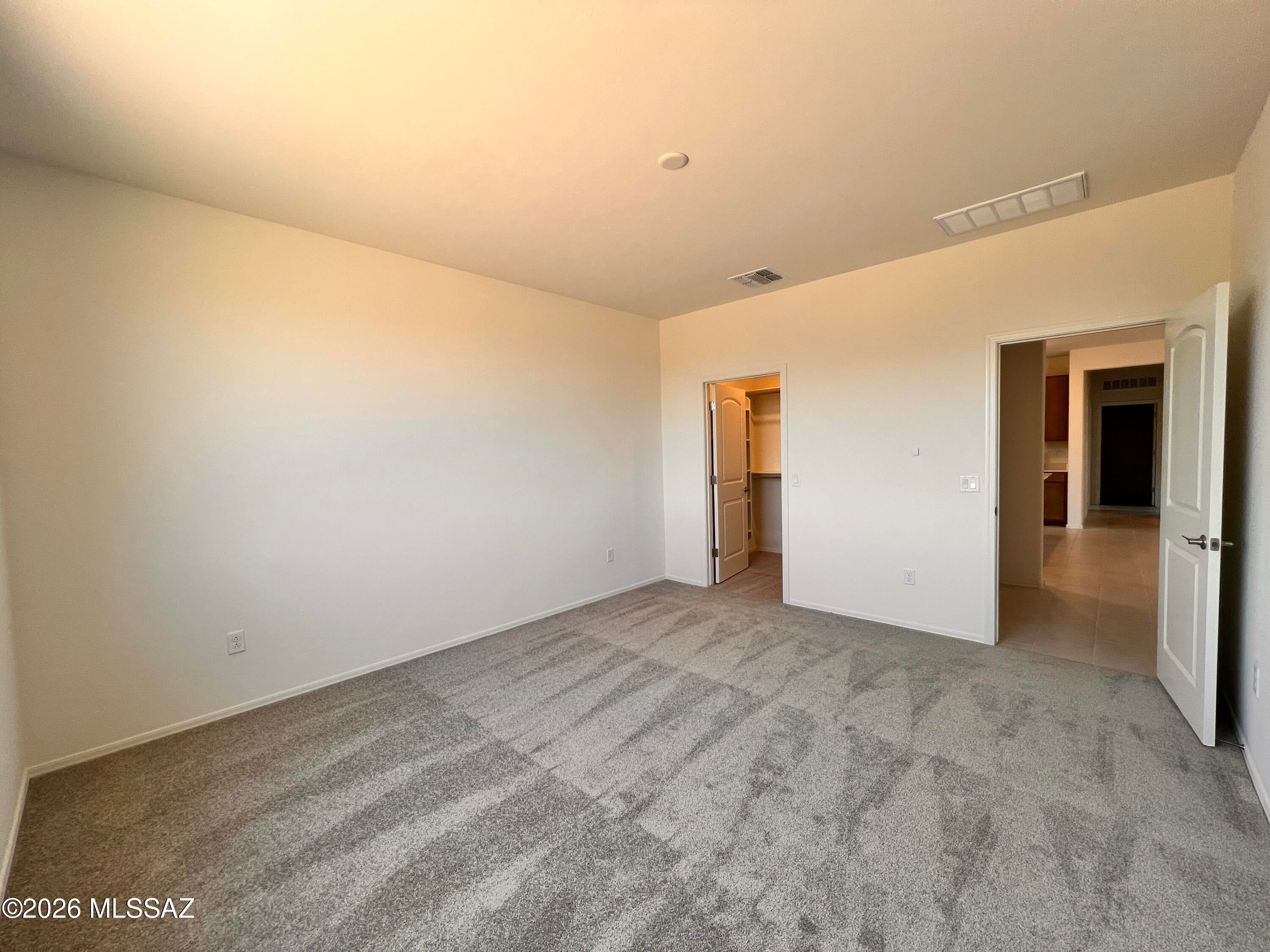 La Escalera Phase 1 - Residential Lease