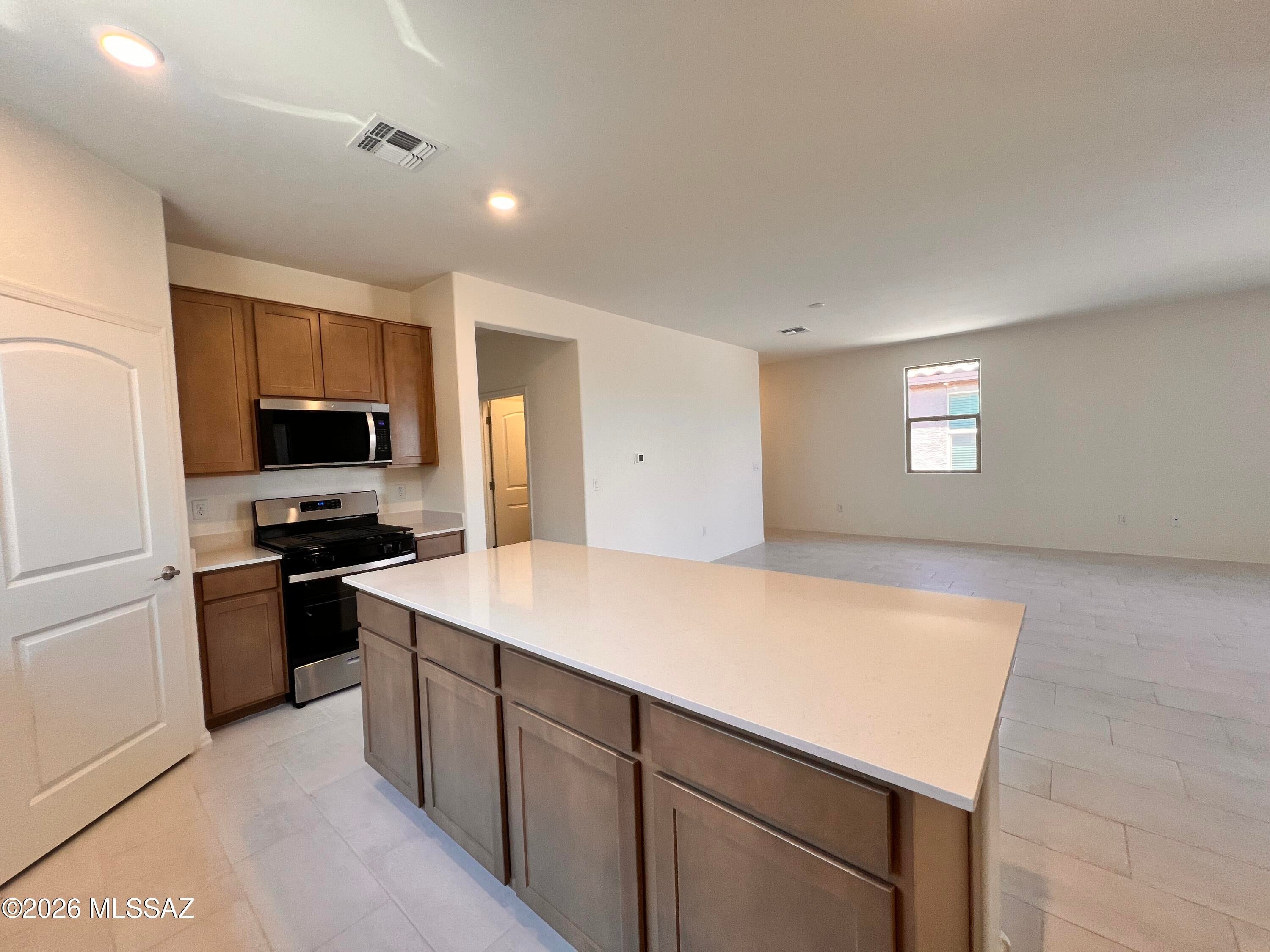 La Escalera Phase 1 - Residential Lease