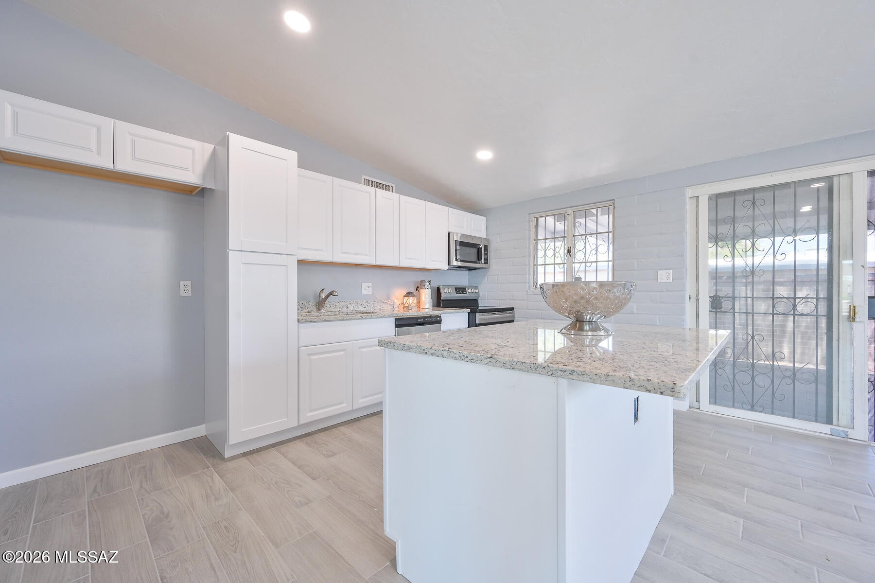 Kingston Knolls Terrace - Residential