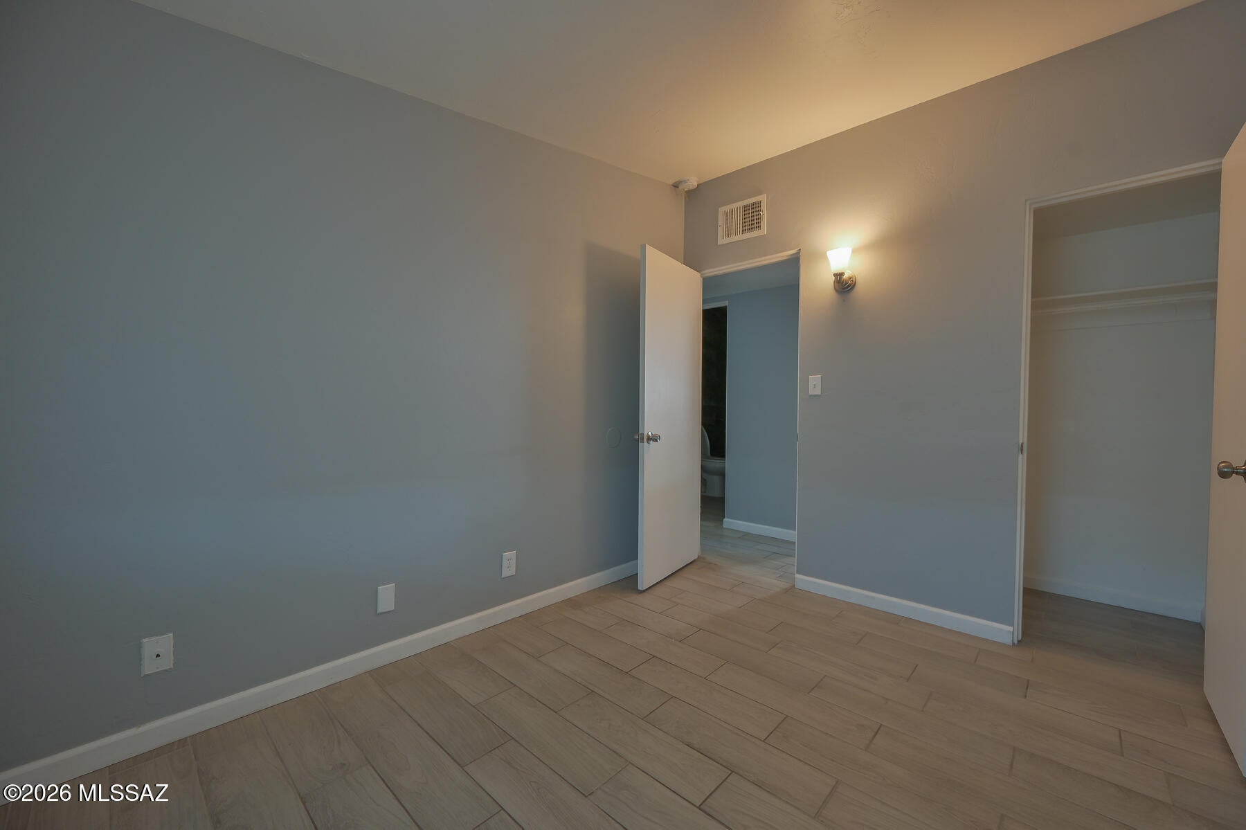 Kingston Knolls Terrace - Residential