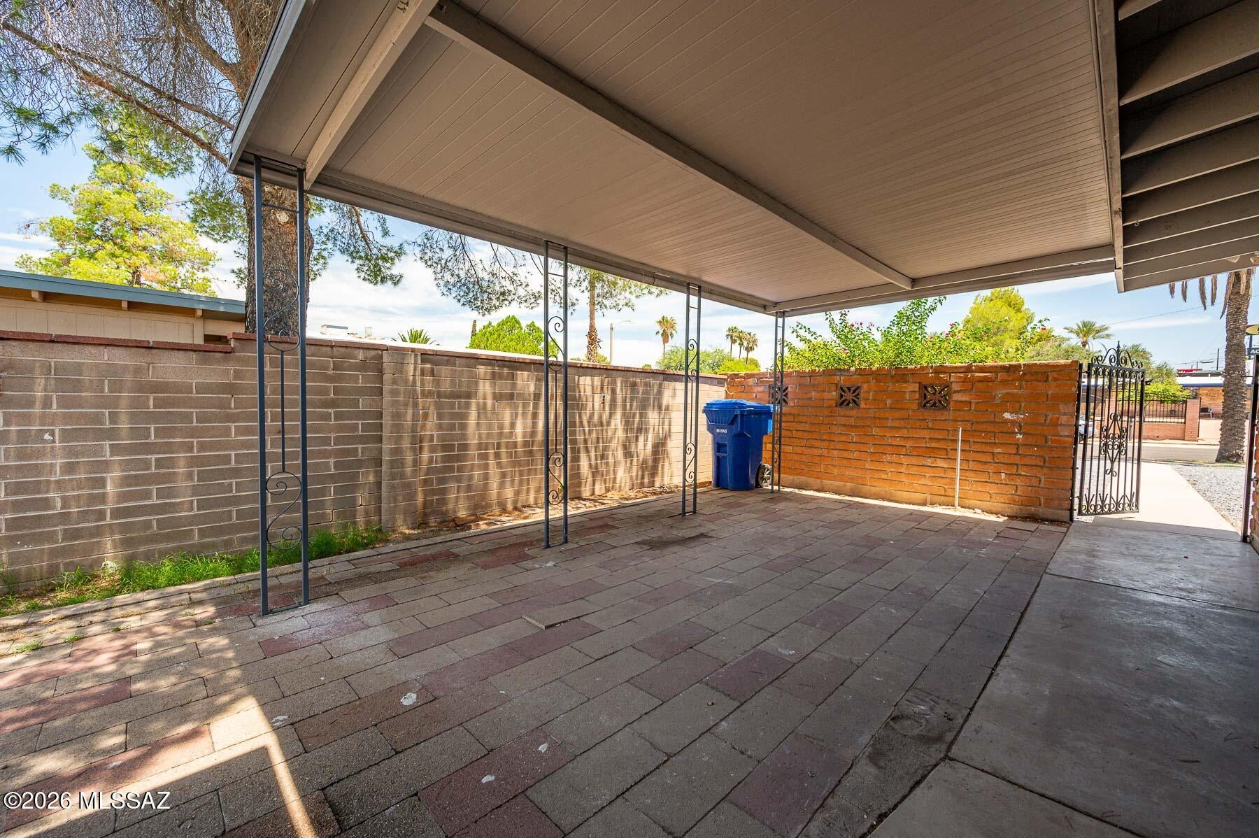 Kingston Knolls Terrace - Residential