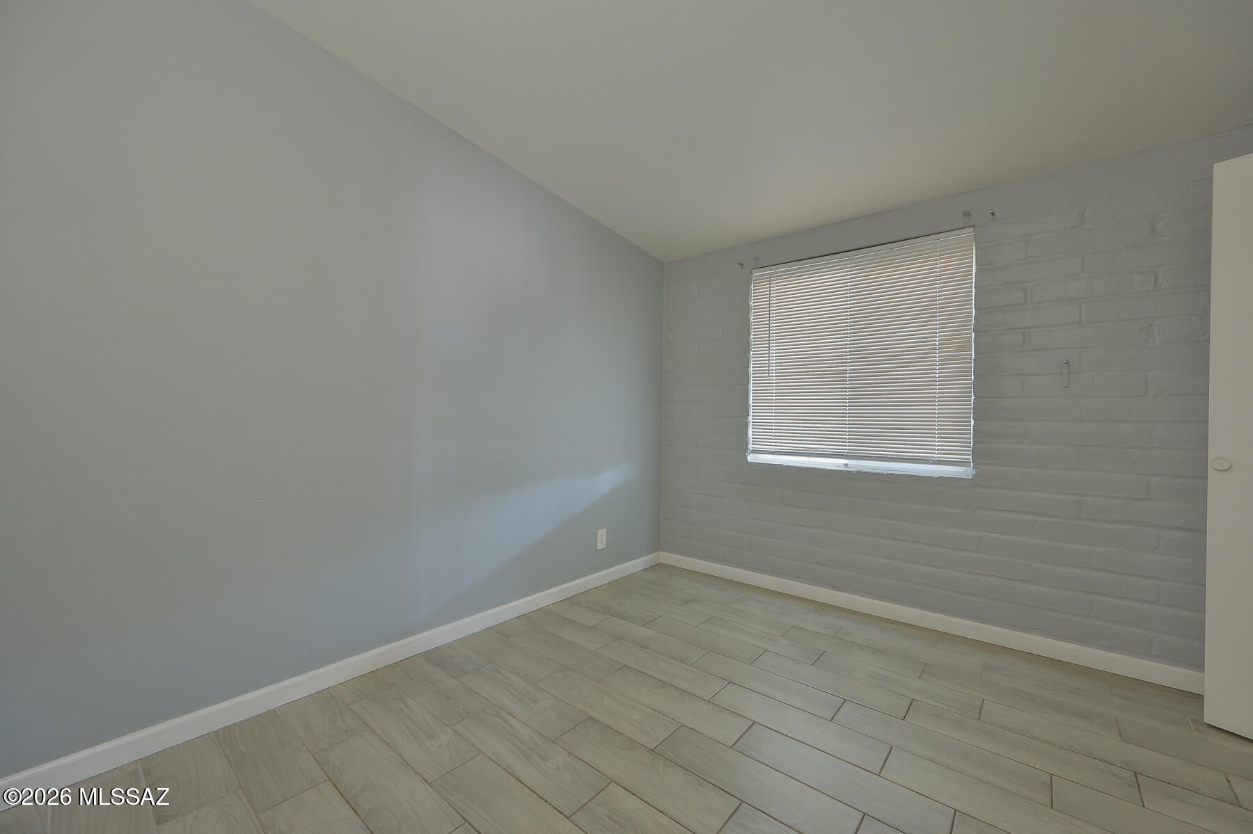 Kingston Knolls Terrace - Residential