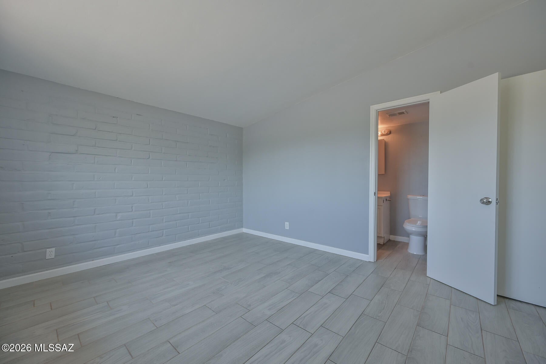Kingston Knolls Terrace - Residential