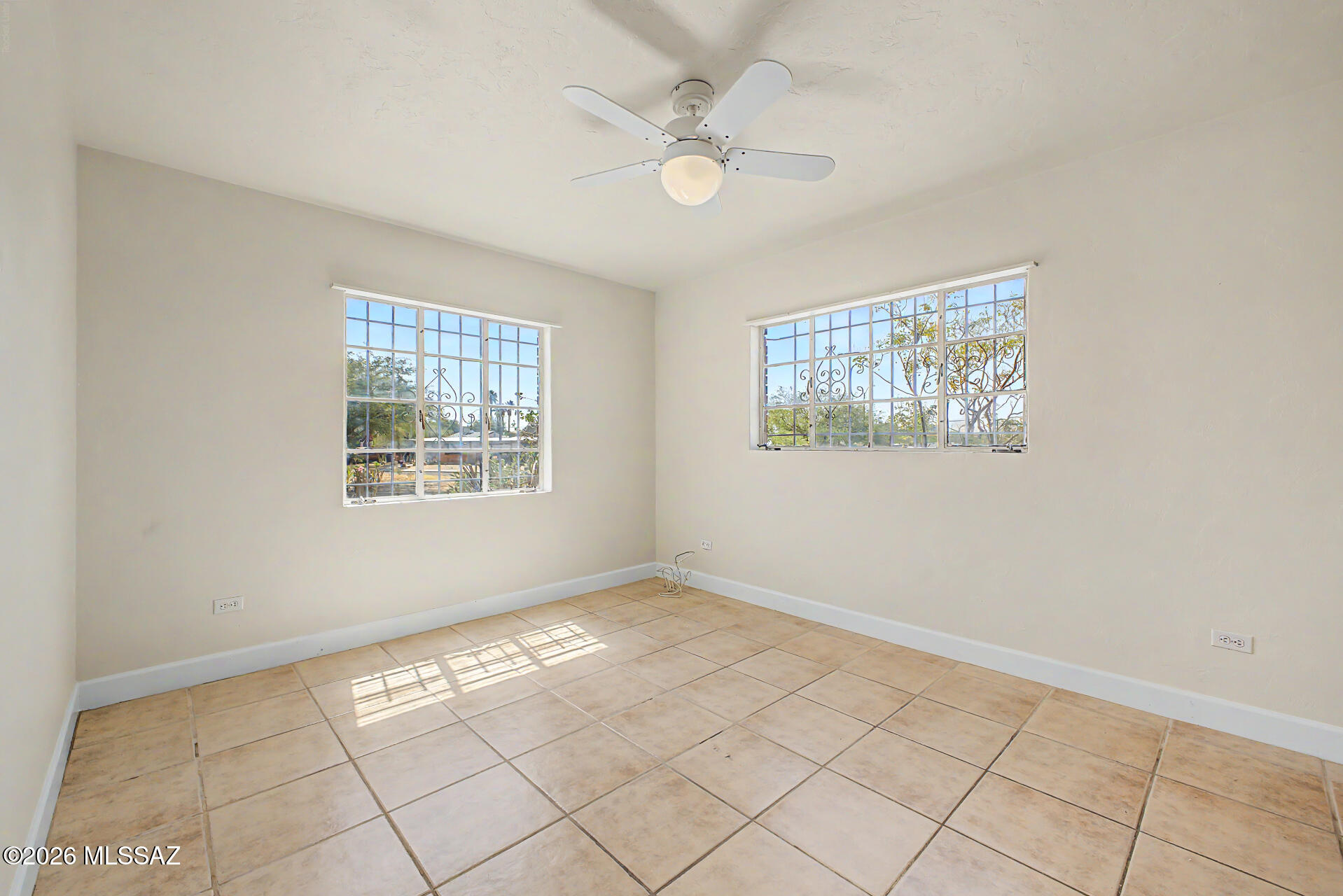El Cortez Heights - Residential