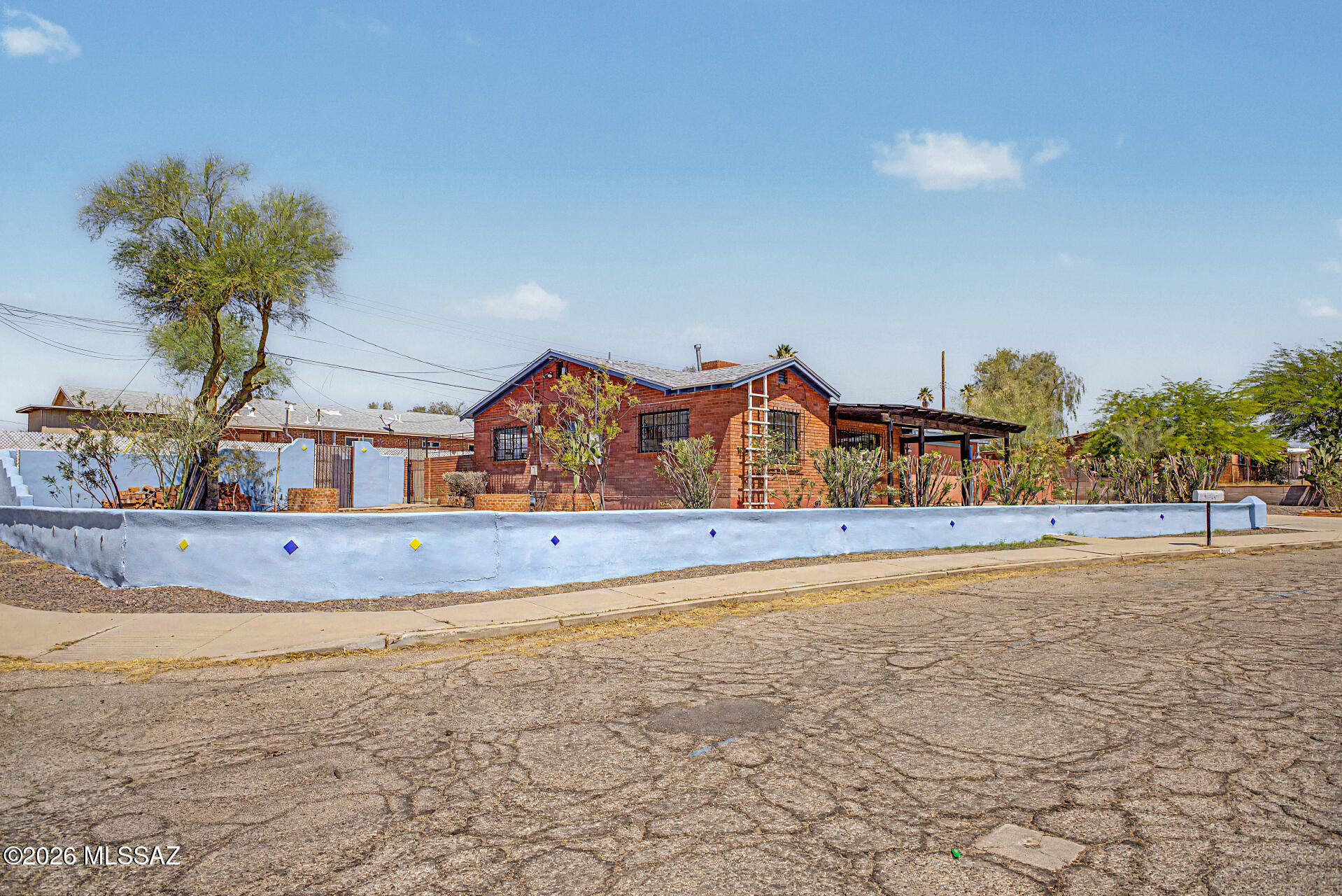 El Cortez Heights - Residential
