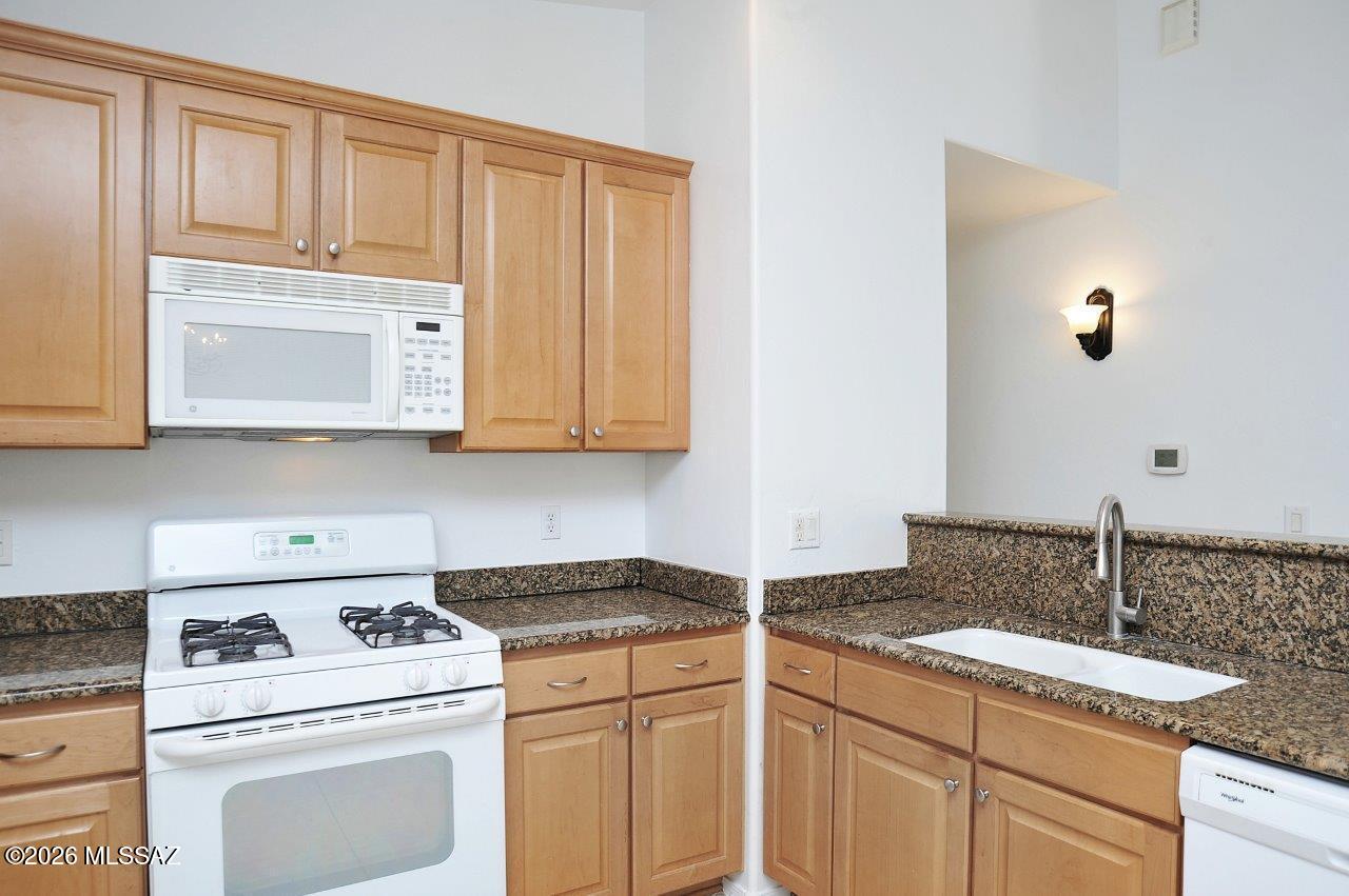 The Villages IV At Dove Mountain (1-47) - Residential Lease