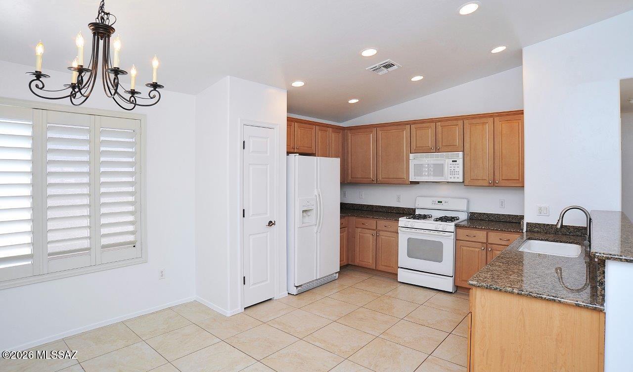 The Villages IV At Dove Mountain (1-47) - Residential Lease
