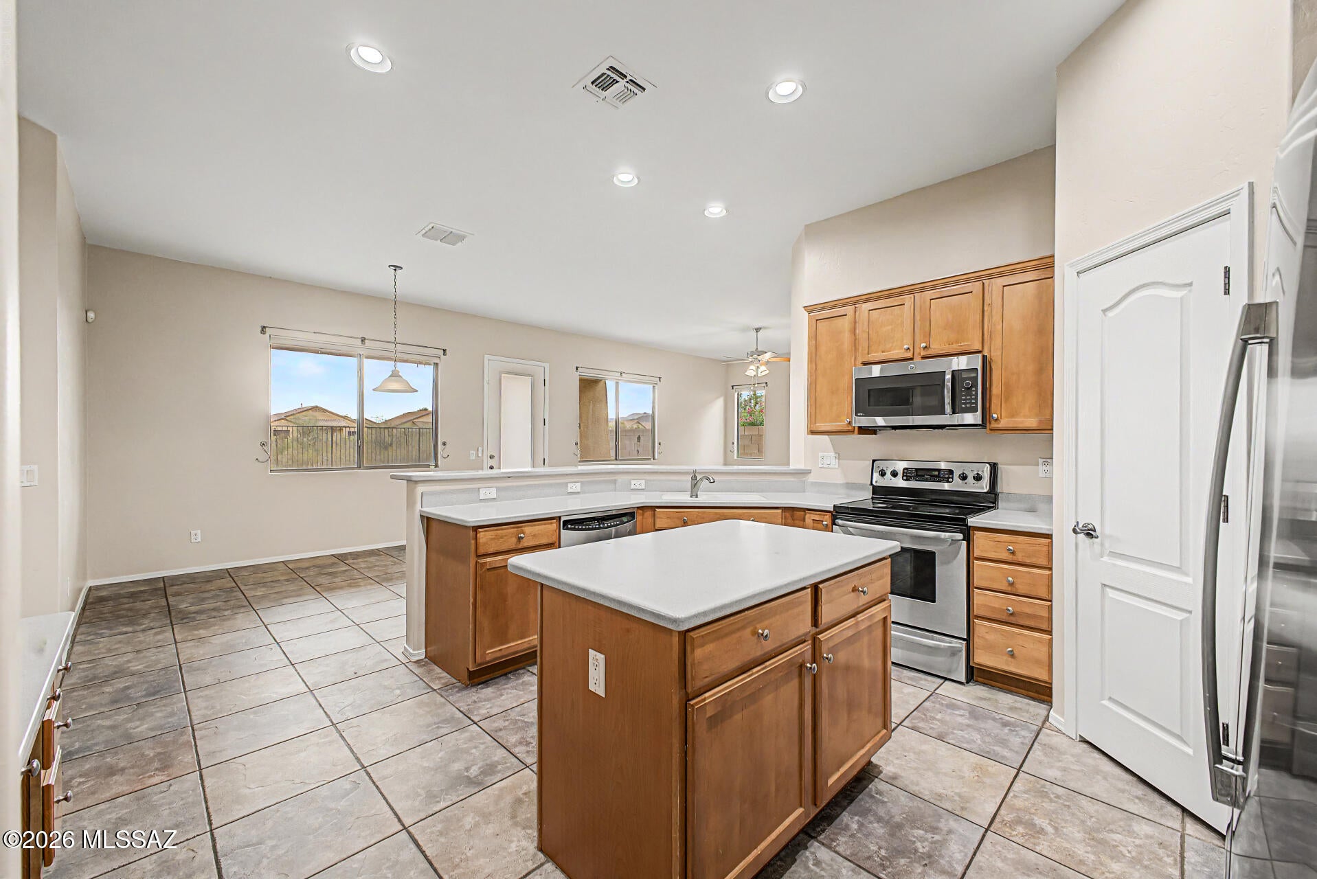 Continental Reserve Blk. 1 & 7 (1-61) - Residential