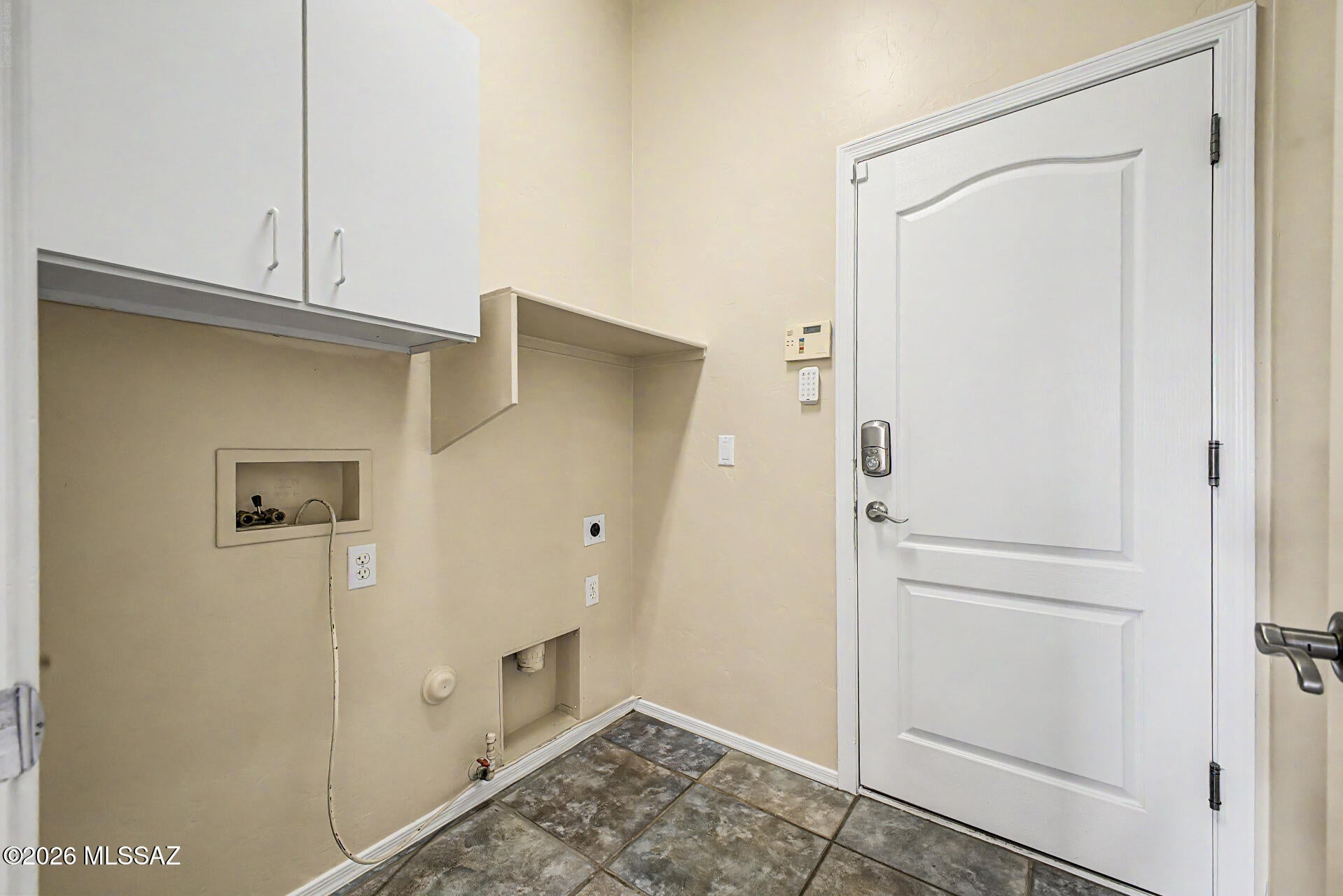 Continental Reserve Blk. 1 & 7 (1-61) - Residential