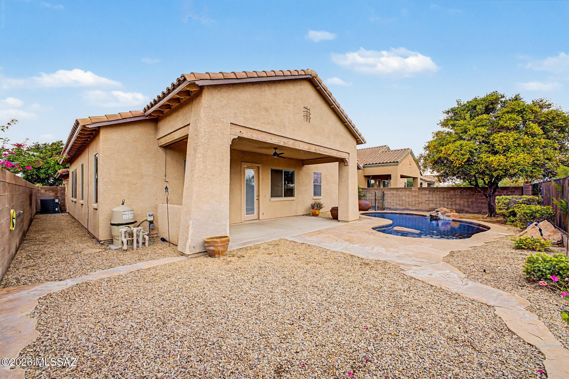 Continental Reserve Blk. 1 & 7 (1-61) - Residential