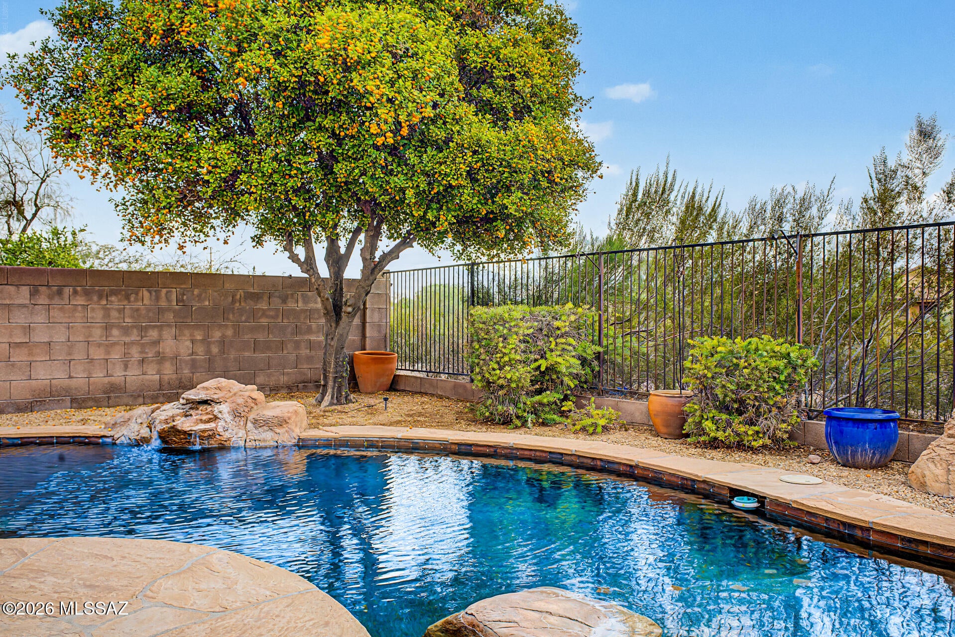 Continental Reserve Blk. 1 & 7 (1-61) - Residential