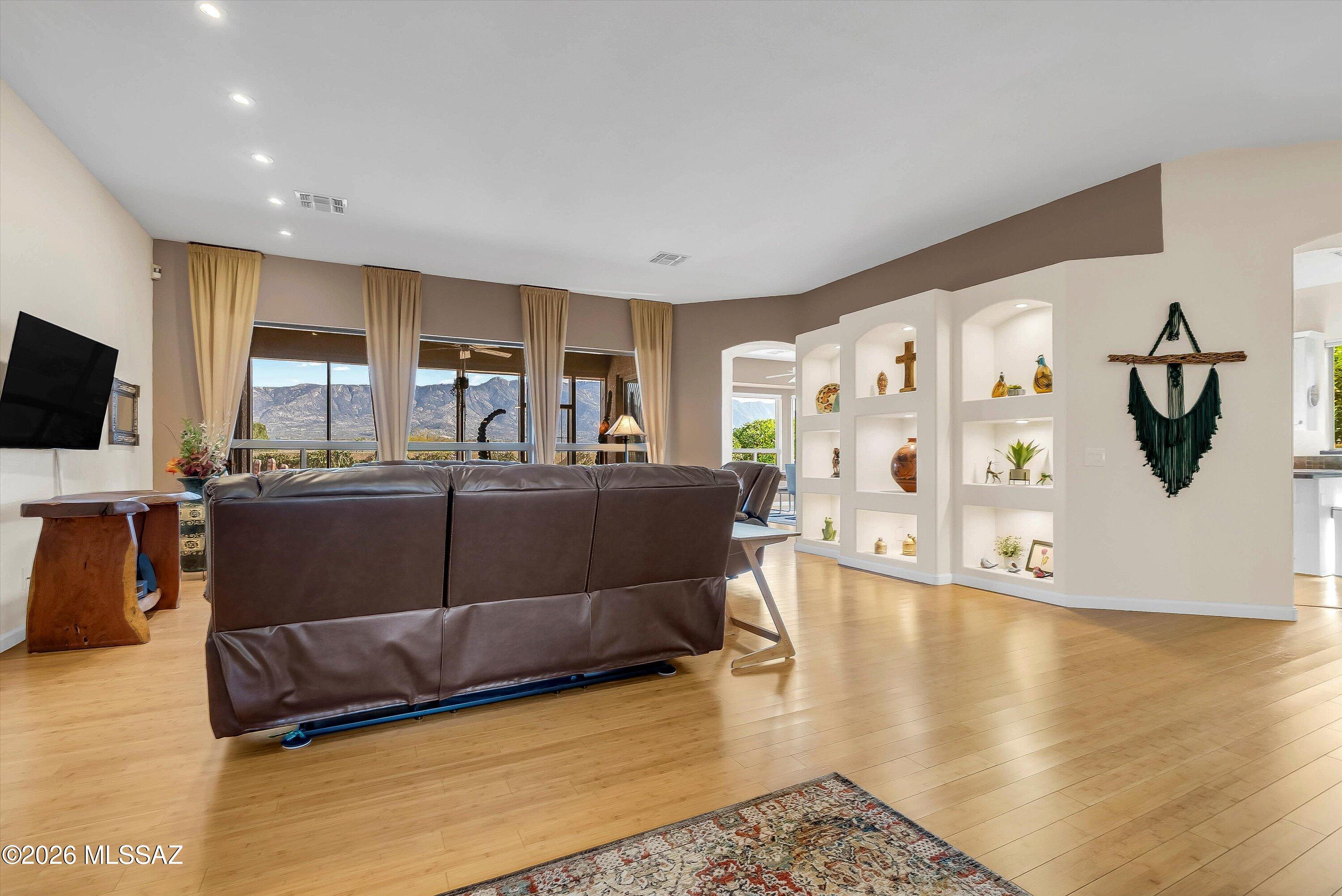 Saddlebrooke - Residential