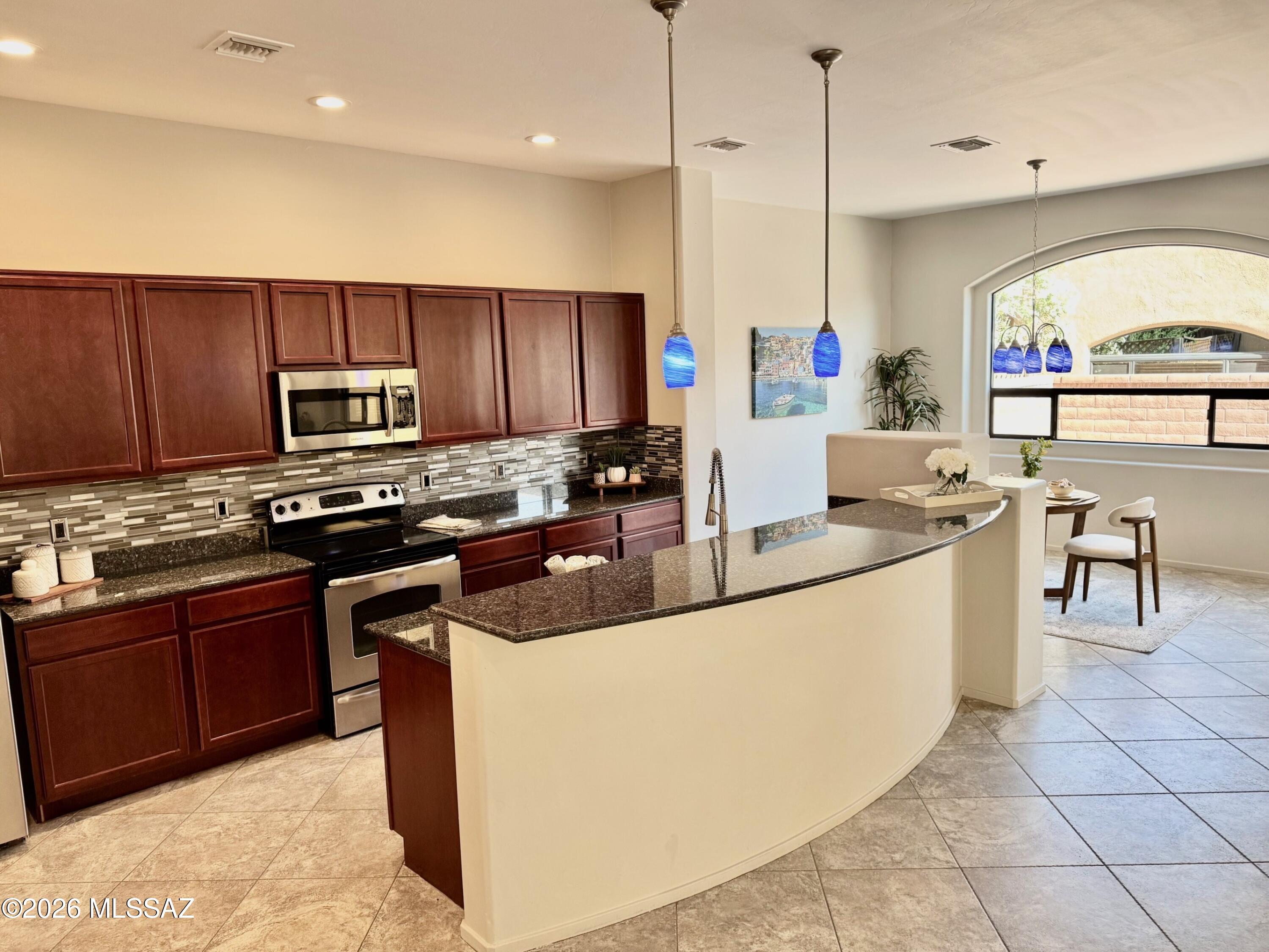 Oasis Harrison - Residential