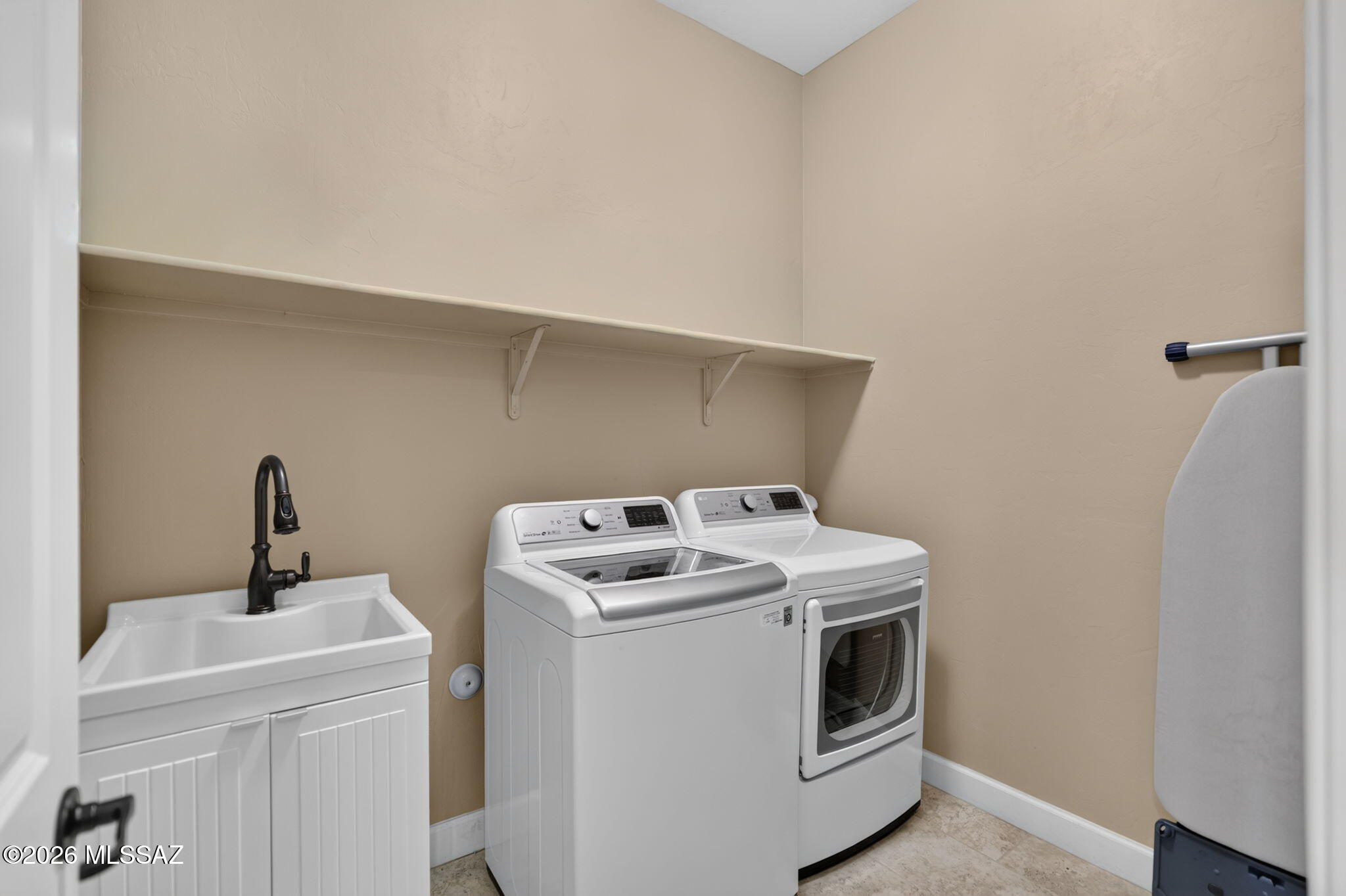 Golden Barrel Place At Dove Mountain SQ20141710079 - Residential