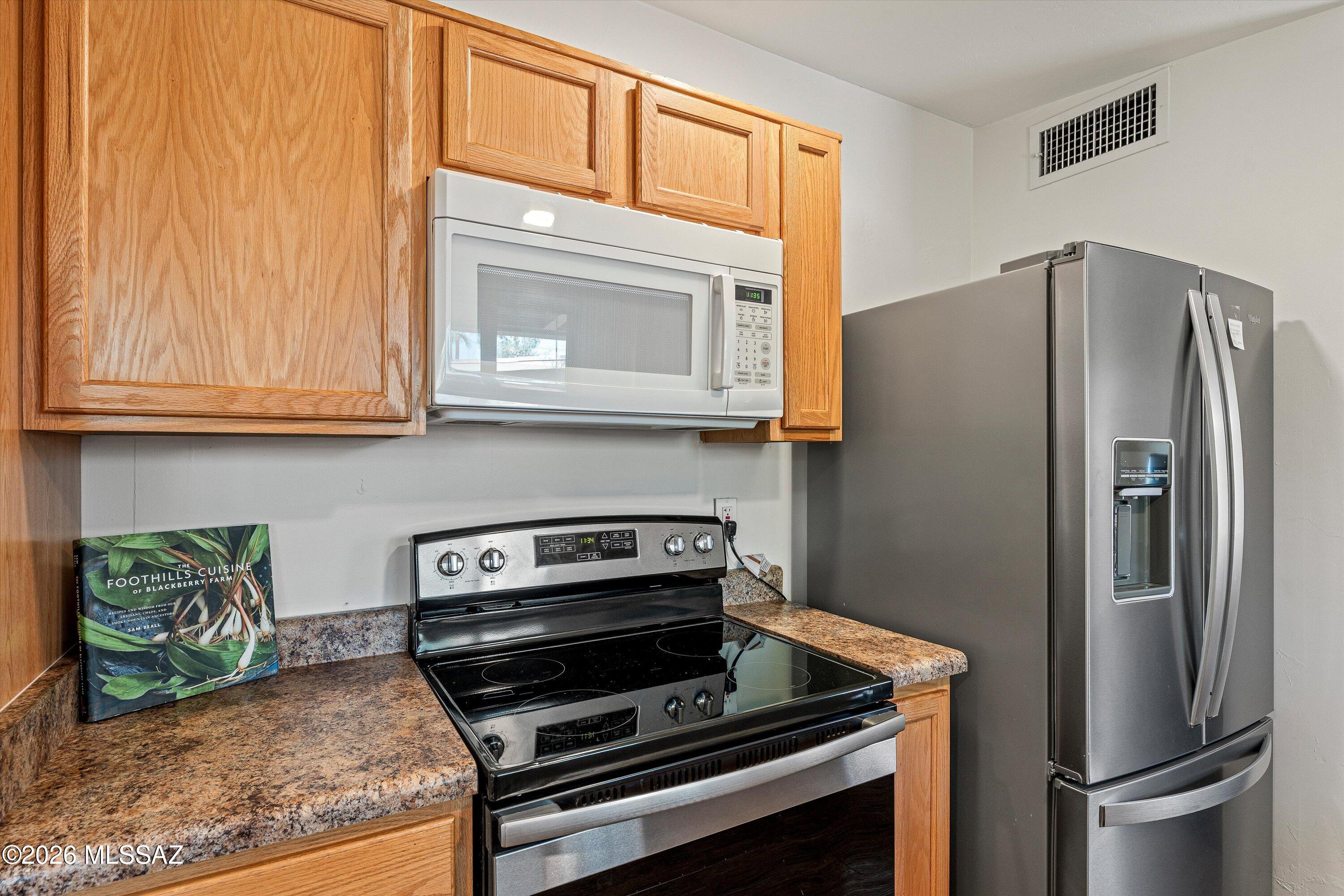 Oracle North Condominiums - Residential