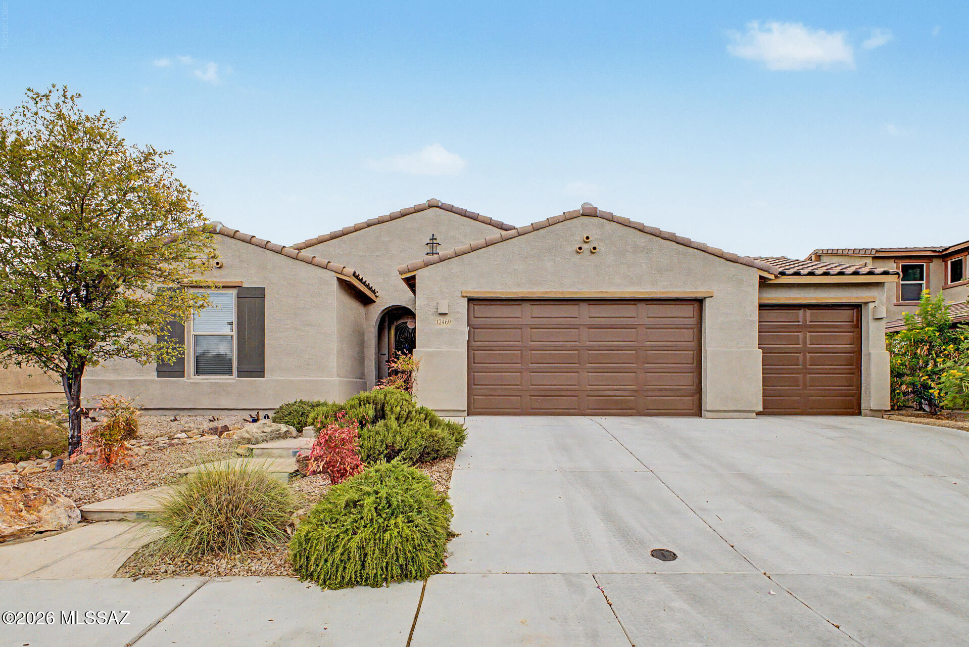 **FANTASTIC 4 BED, 3+ CAR GARAGE, SPARKLING POOL, OWNED SOLAR - A DREAM FOR SUMMER LIVING!** Such a desirable, open floorplan. Home is equipped with owned solar panels for the home and separate pool solar tubes for extended swimming season. Enjoy this home's spacious living spaces and the beautiful kitchen is a chef's dream. The oversized eating area can easily accommodate a large dining table. The formal dining room can easily be converted or used as a den. Two bedrooms share Jack-n-Jill bath for convenience. The enormous 3 plus tandem garage is a standout feature, with extra space and a mini-split system for comfort. ALL APPLIANCES INCLUDED! Gladden Farms is growing with so much to offer - including a huge community REC center. Only minutes to I-10.