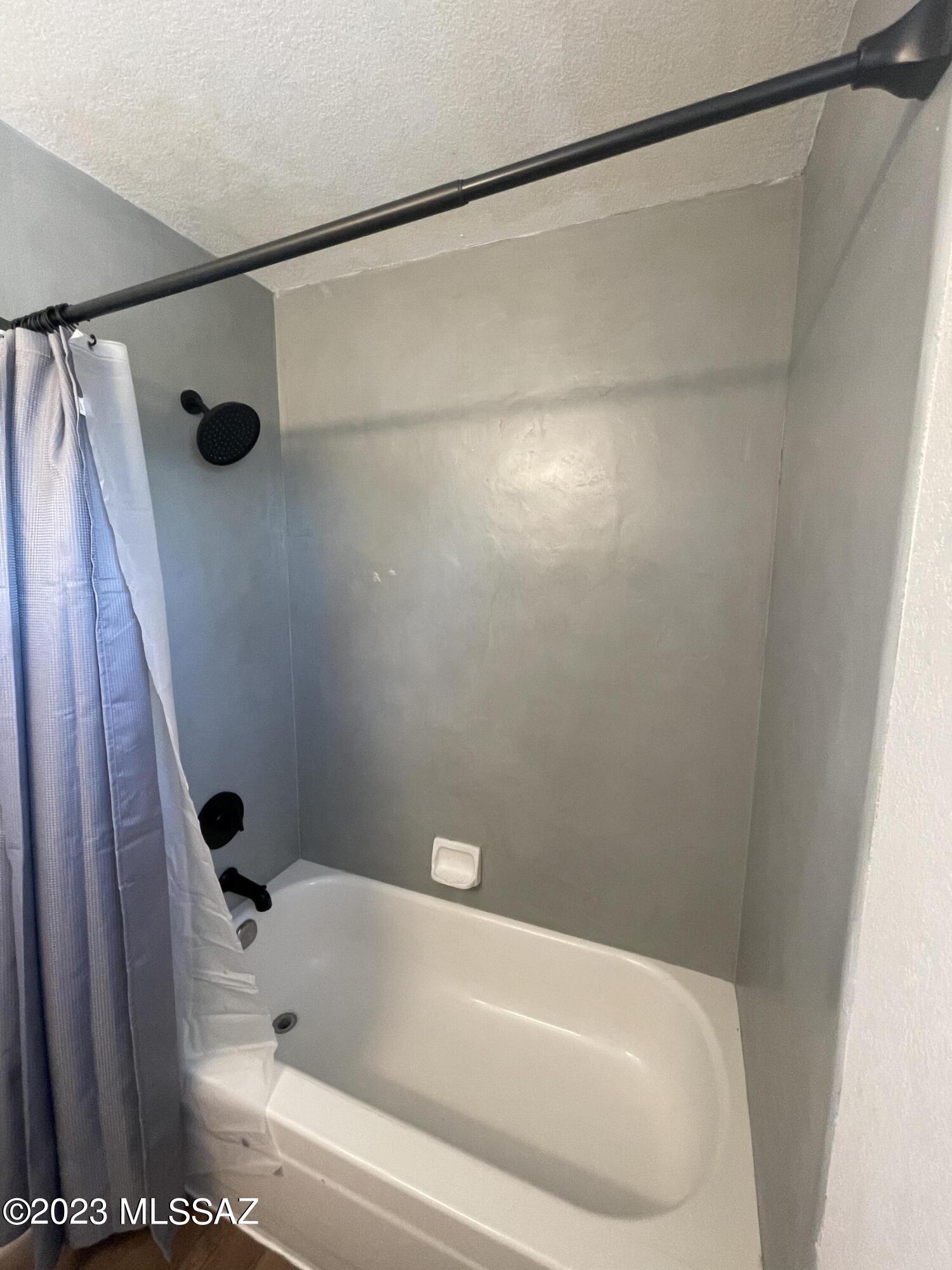 Mescal Place Townhouses (1-13) - Residential Lease