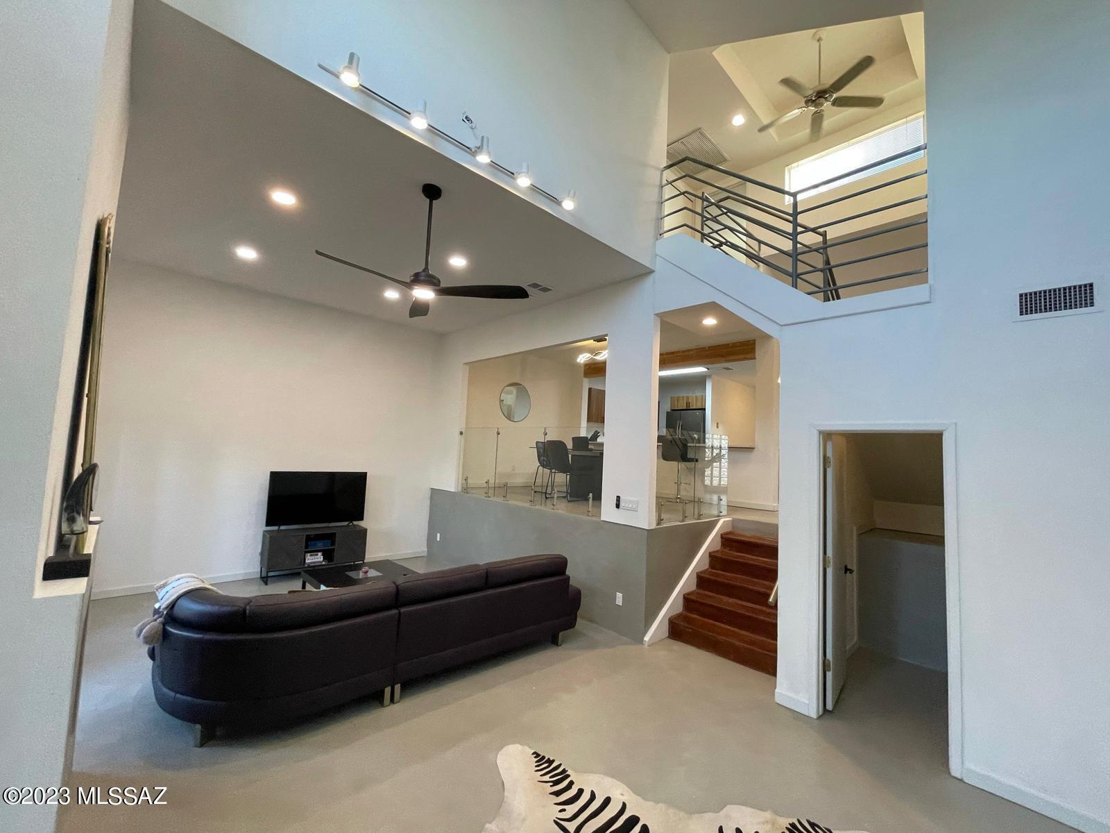 Mescal Place Townhouses (1-13) - Residential Lease
