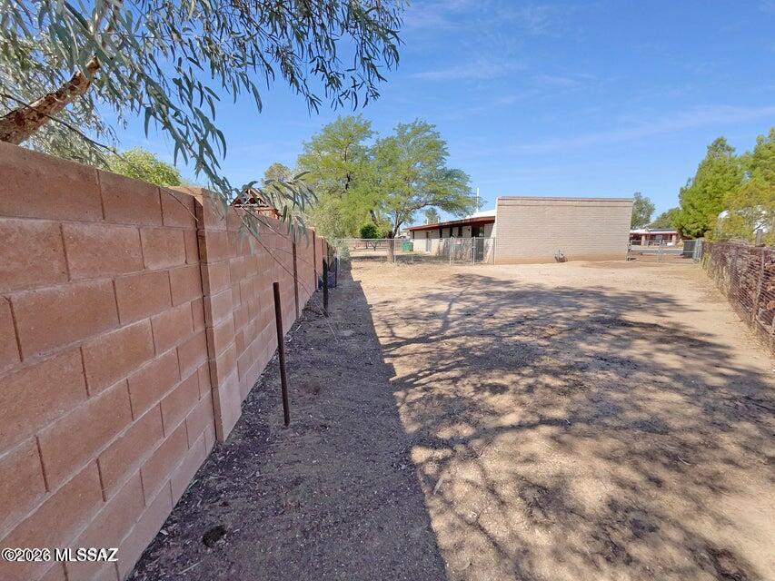 Casas Adobes Park (541-643) - Residential