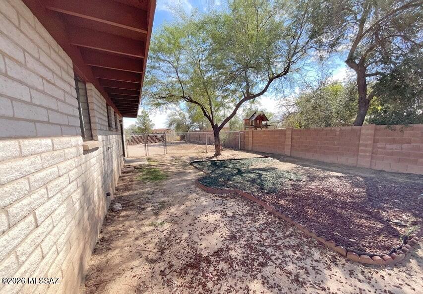 Casas Adobes Park (541-643) - Residential