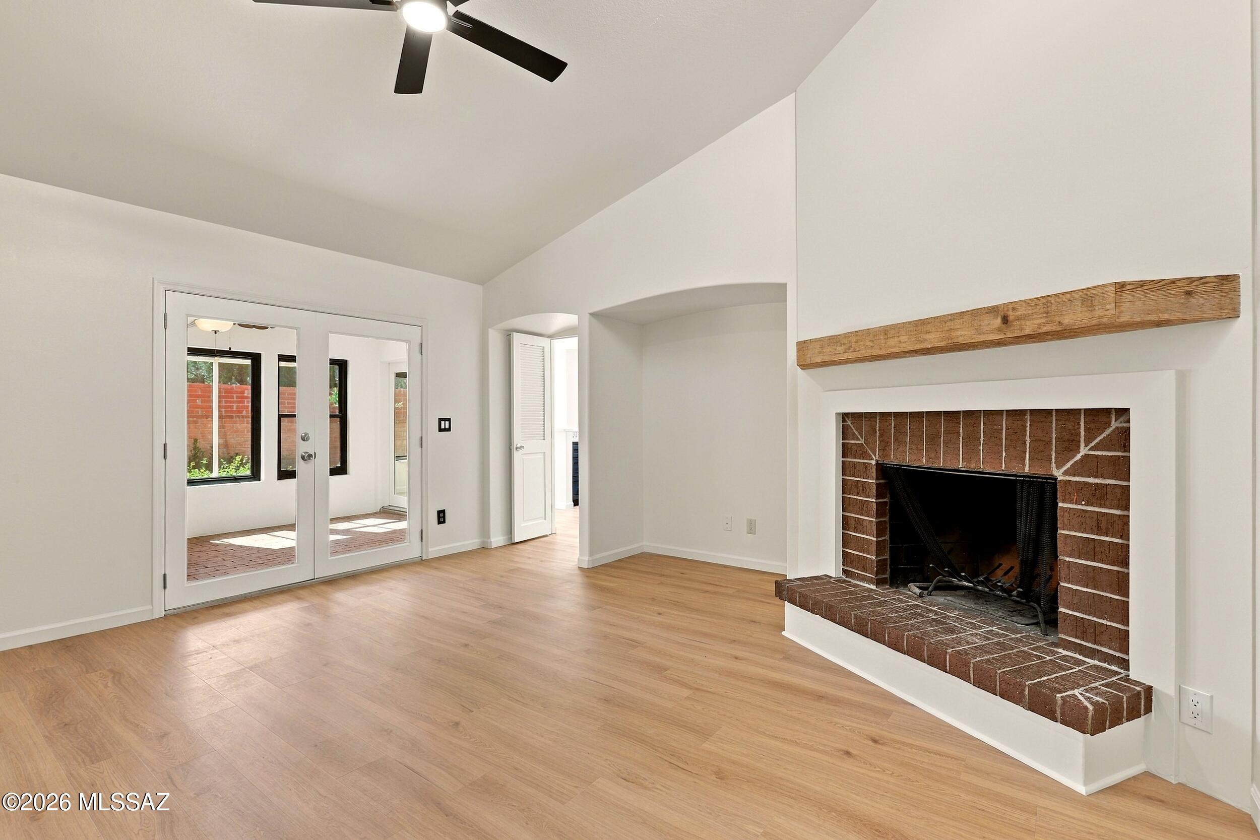 Riverbend Sabino Canyon Rd Amd - Residential