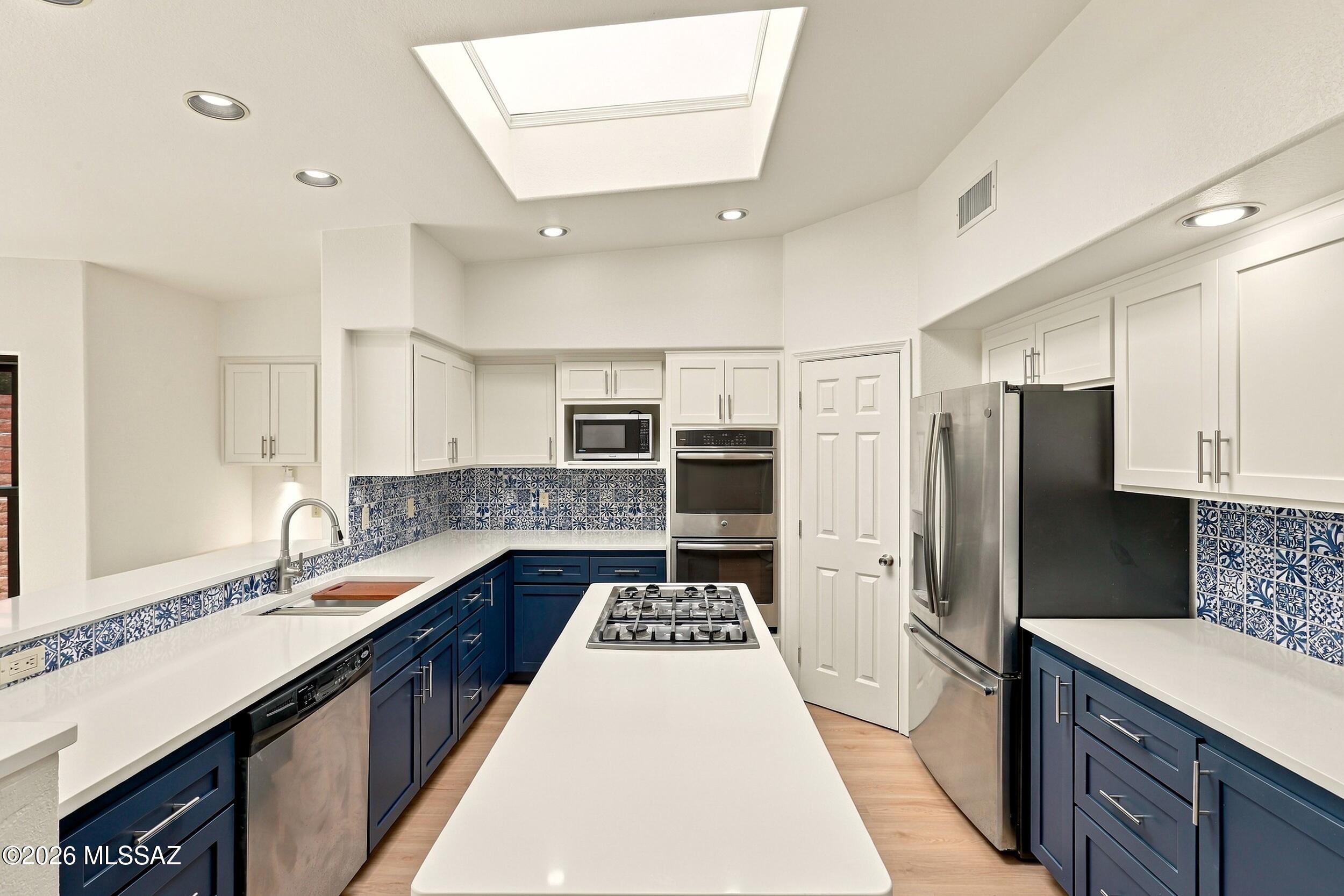 Riverbend Sabino Canyon Rd Amd - Residential