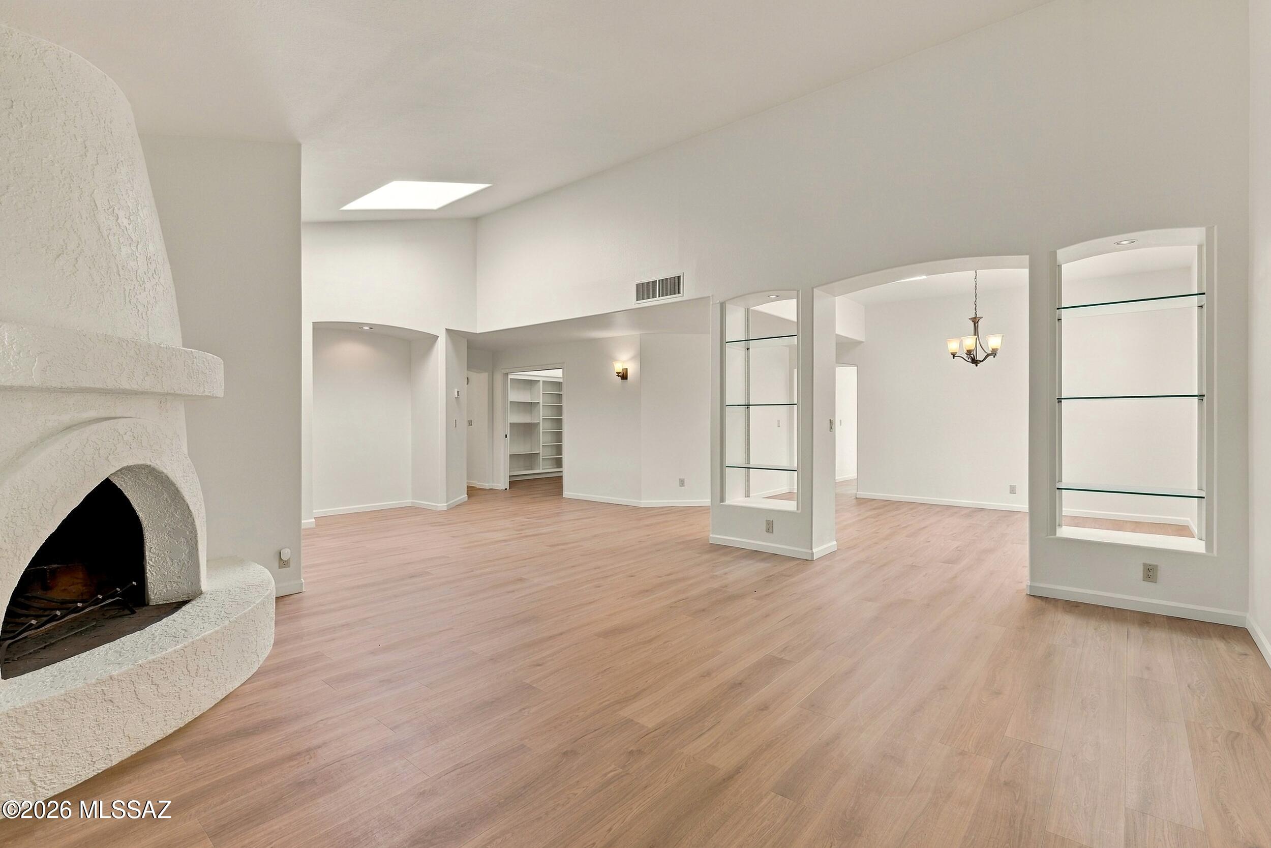 Riverbend Sabino Canyon Rd Amd - Residential