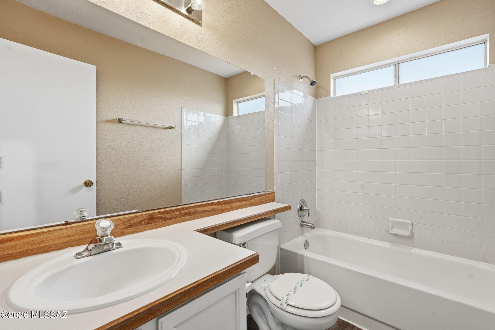 Country Highlands (1-180) - Residential