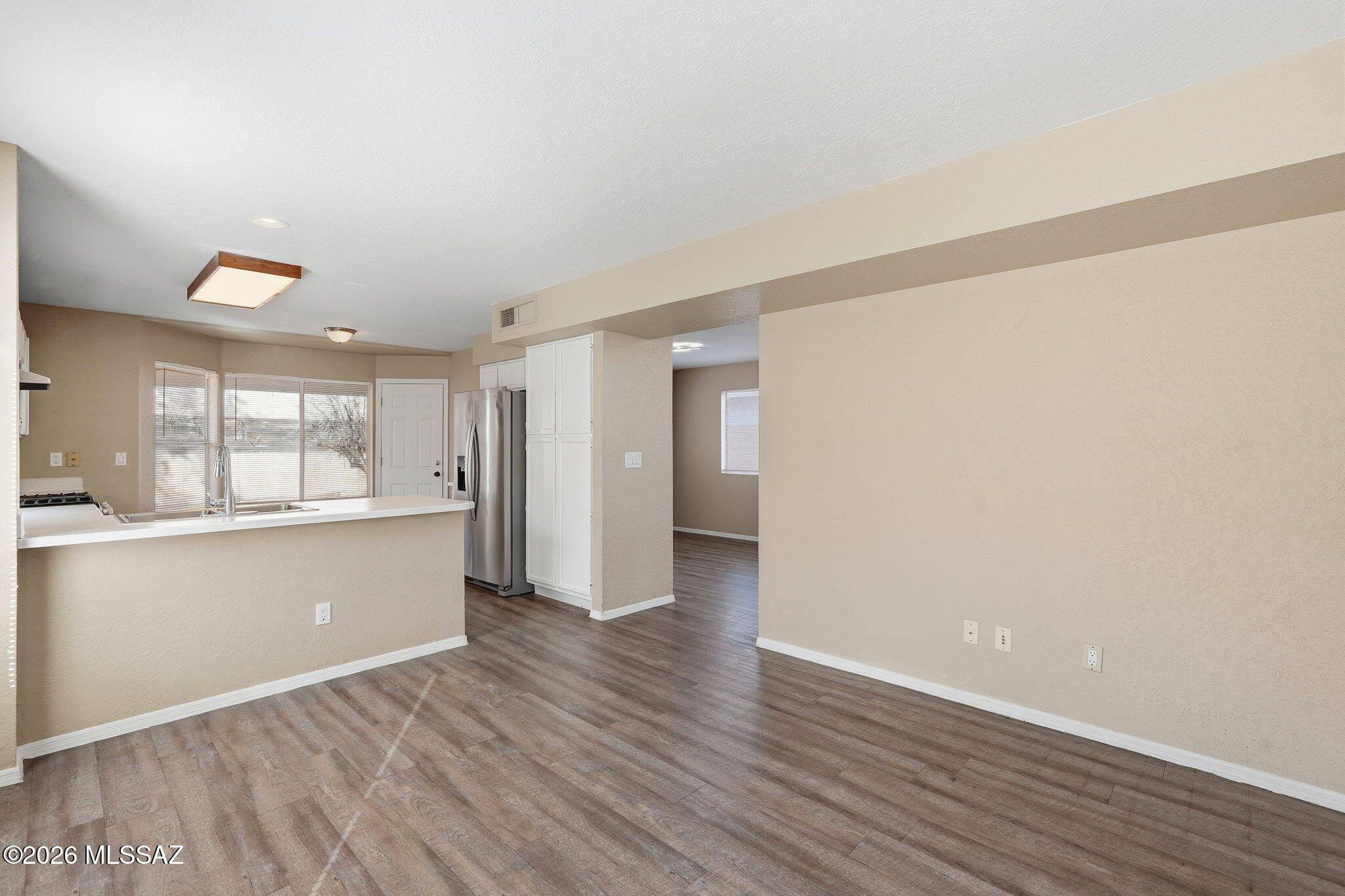 Country Highlands (1-180) - Residential