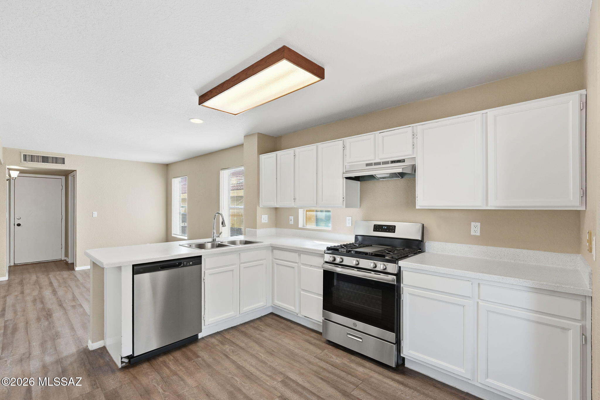 Country Highlands (1-180) - Residential