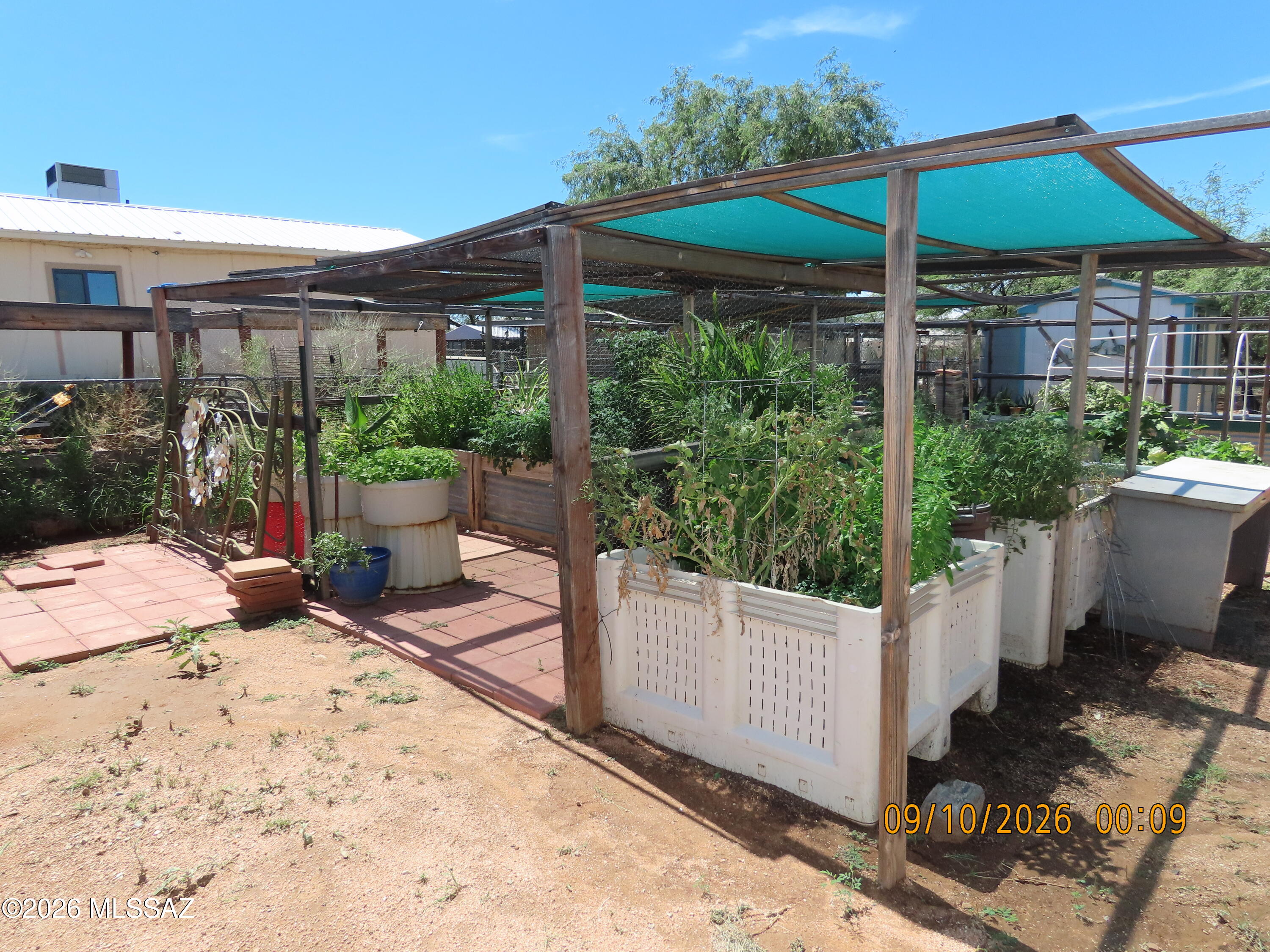 Mescal Lakes - Residential