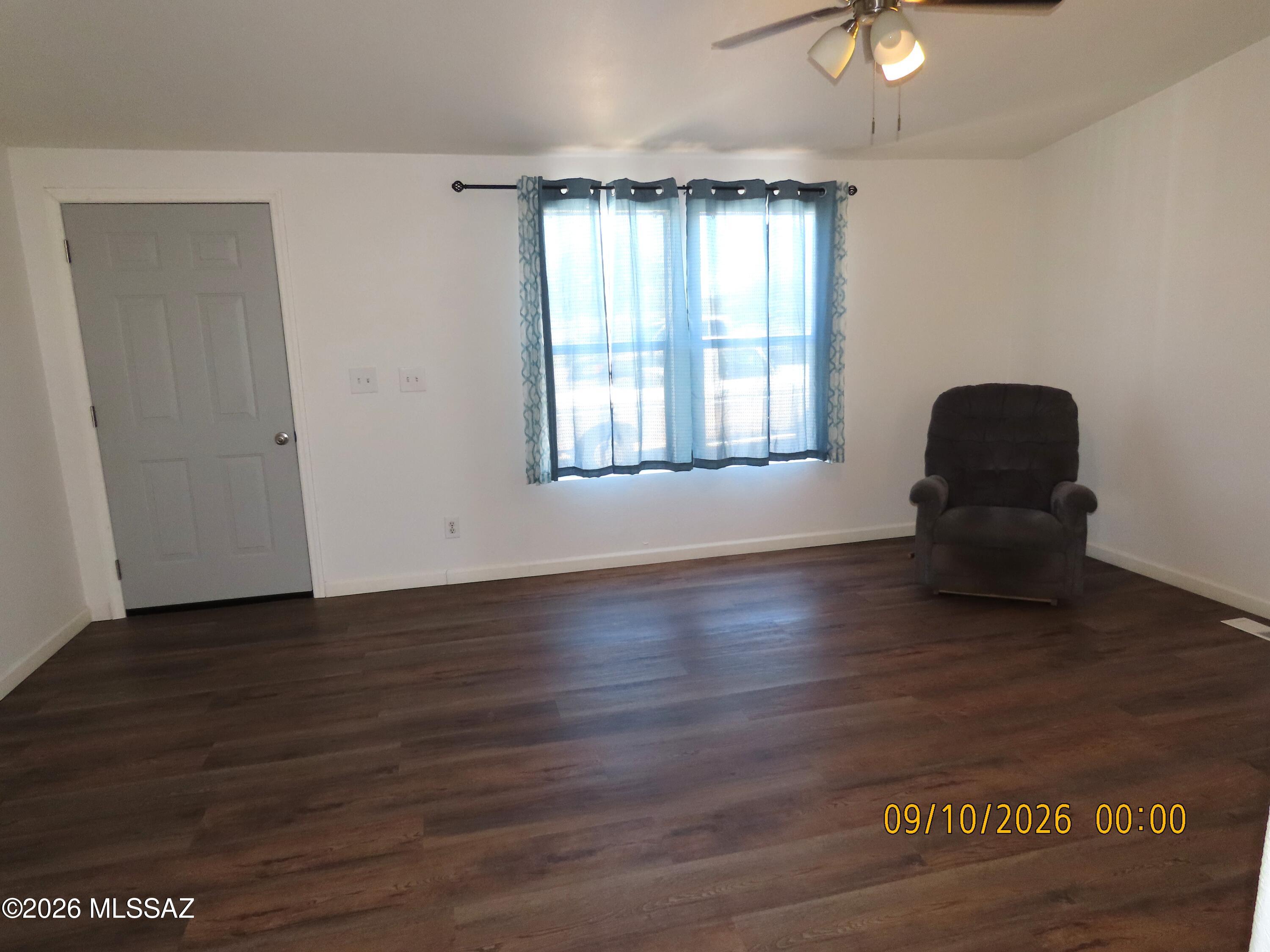 Mescal Lakes - Residential