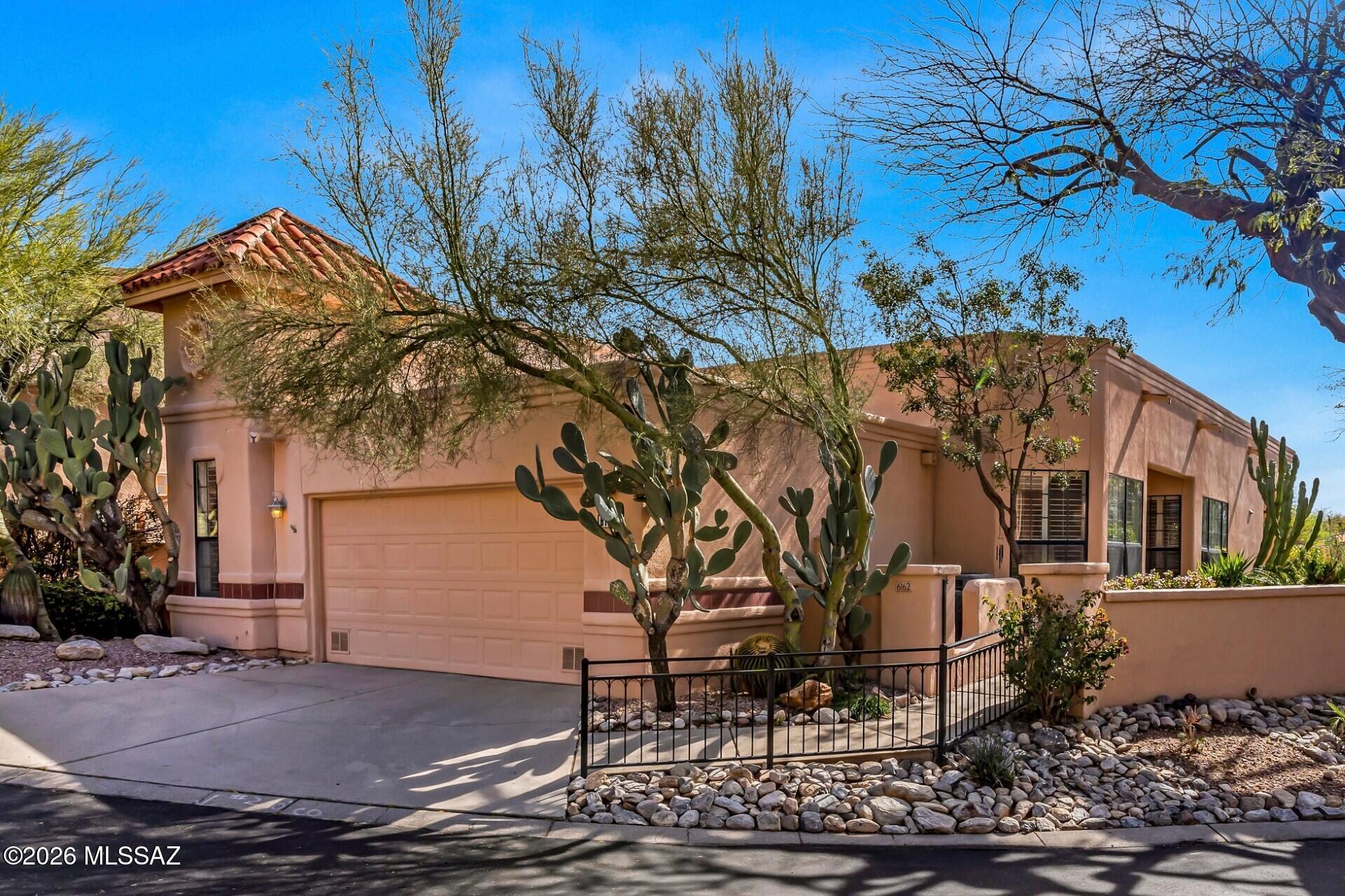 Paloma Del Sol (1-50) - Residential