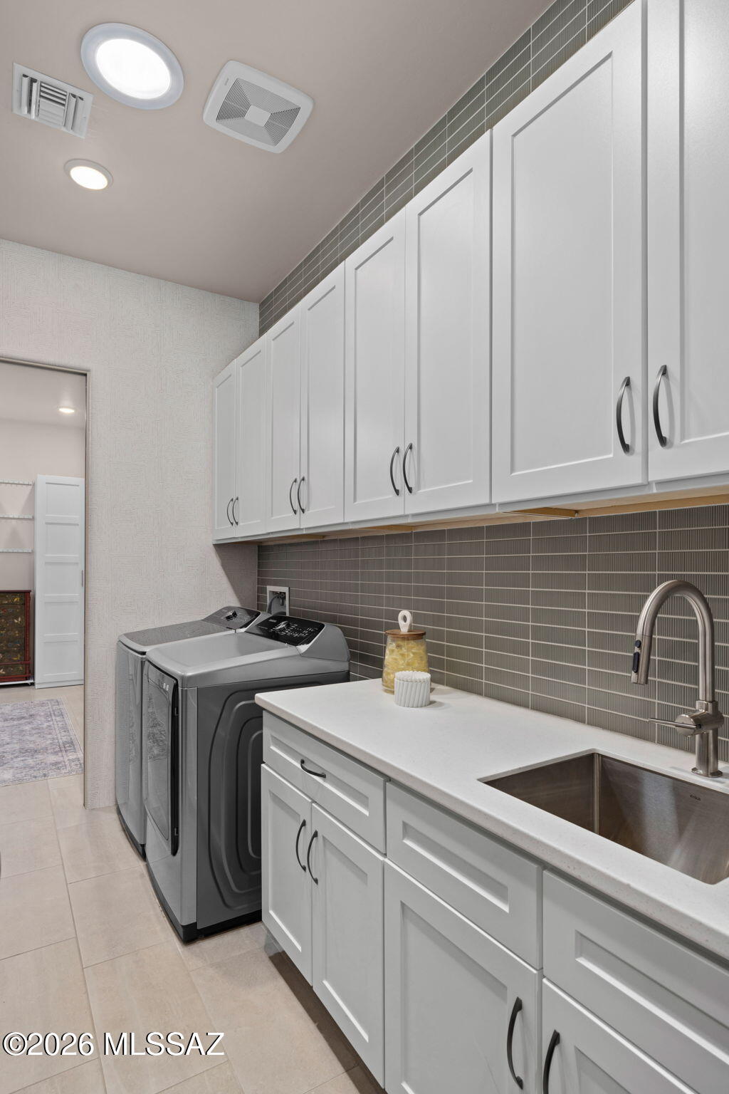Butterfly Mountain (1-28) - Residential