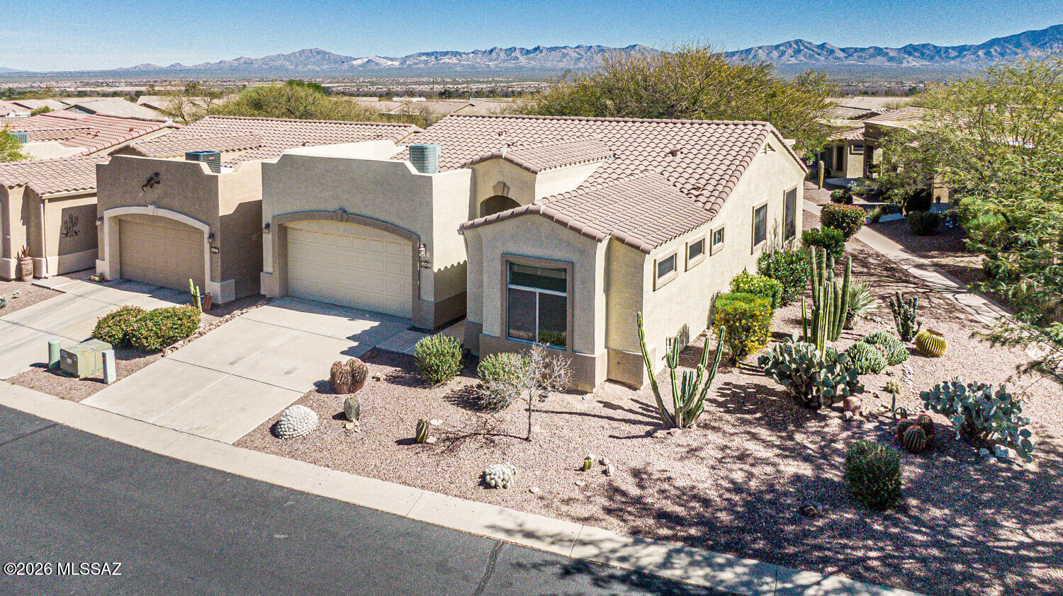 Las Campanas Villiage Phase II (112-219) - Residential