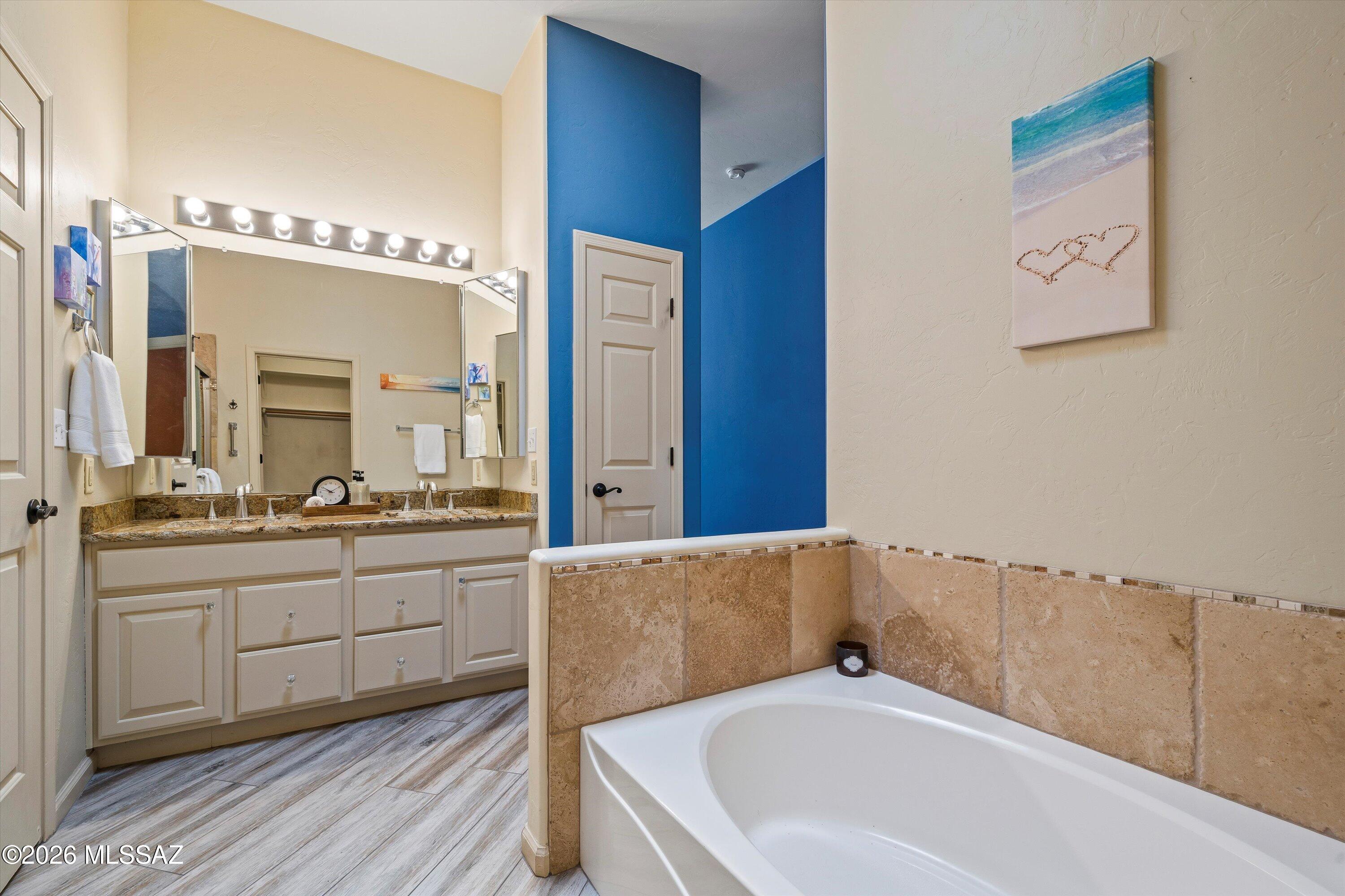 Carmel Pointe (1-104) - Residential