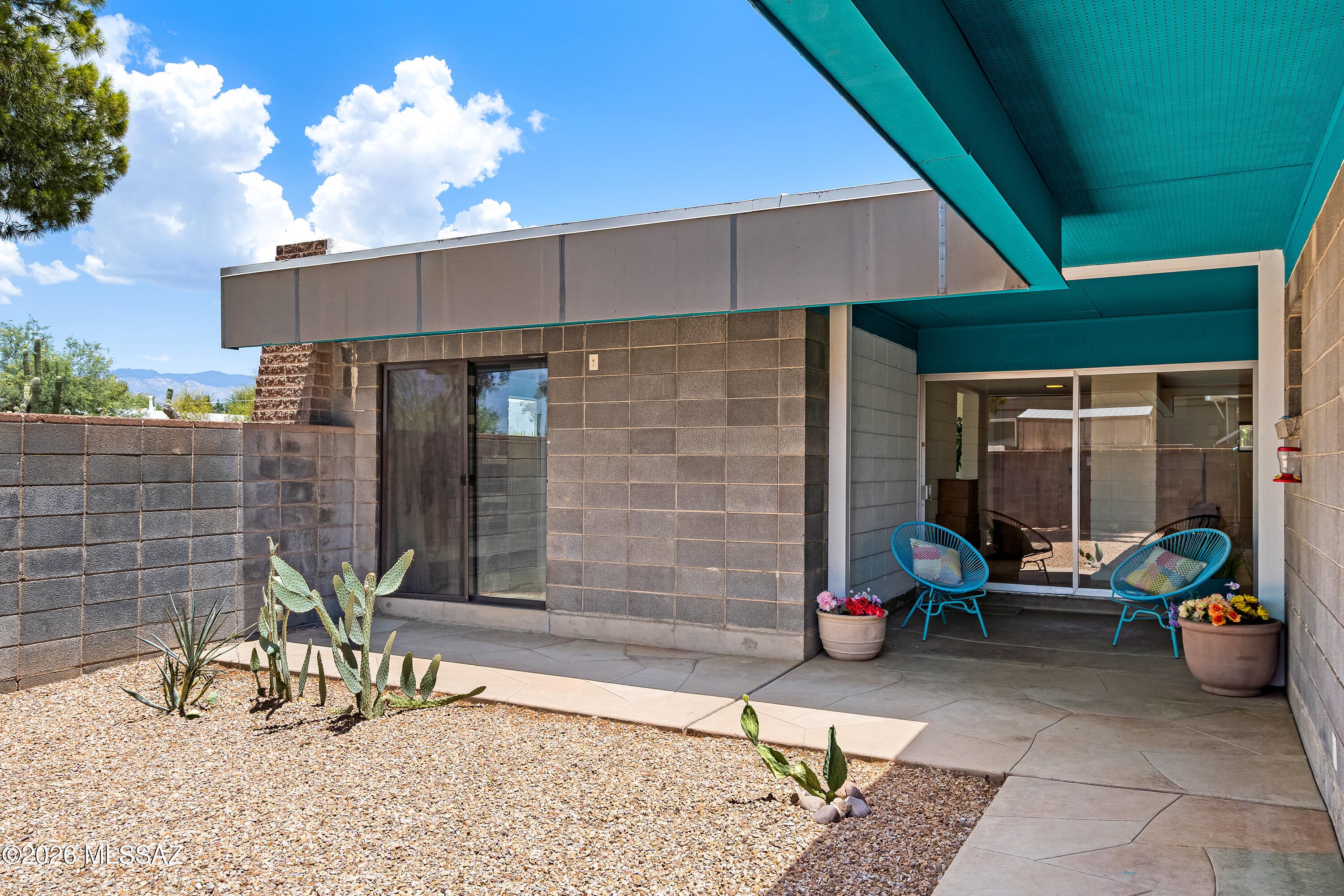 Carlos Terrace - Residential