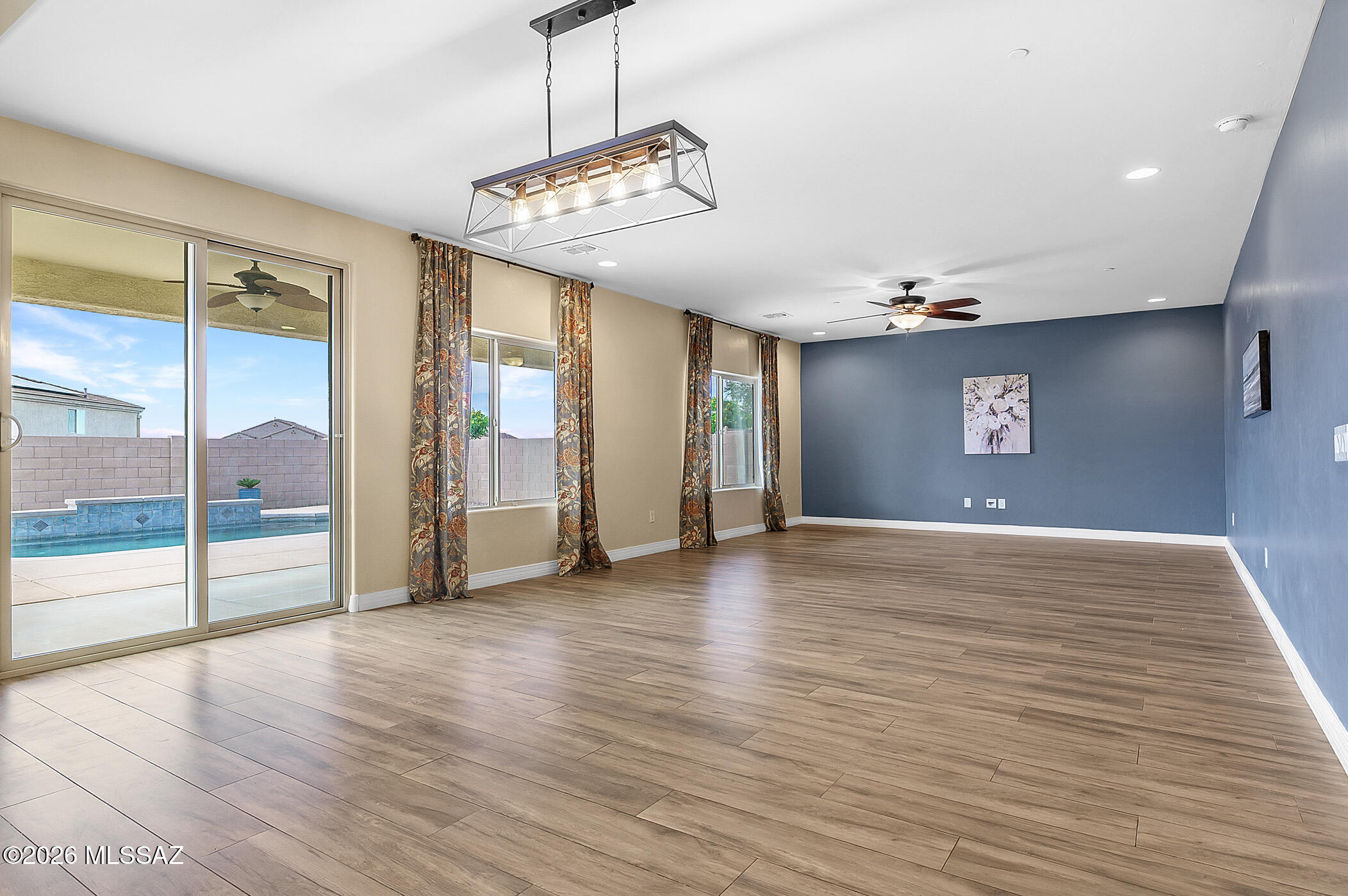 New Tucson Unit NO. 5 (1-312) - Residential