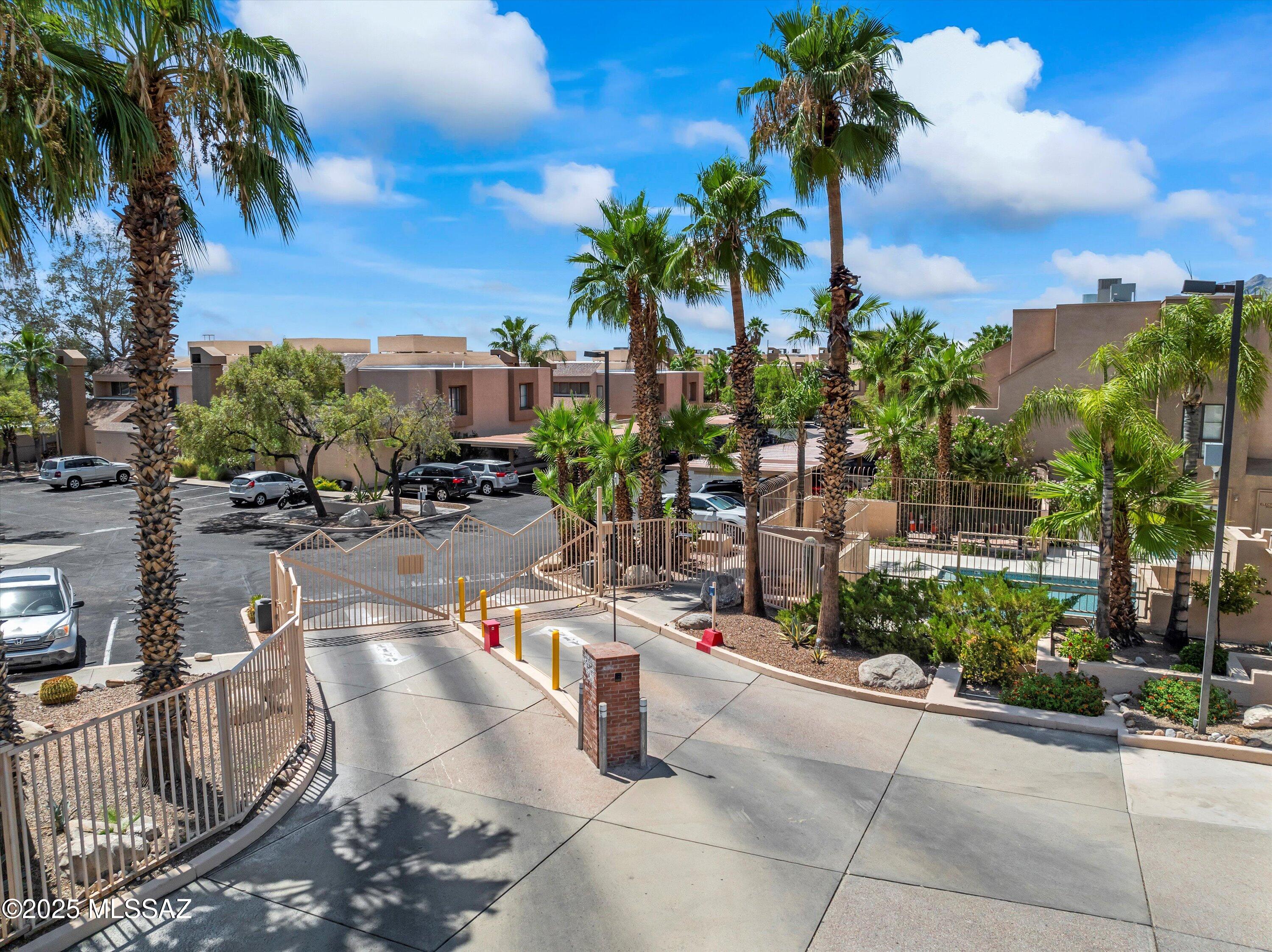 Dakotah Hills Condominium - Residential