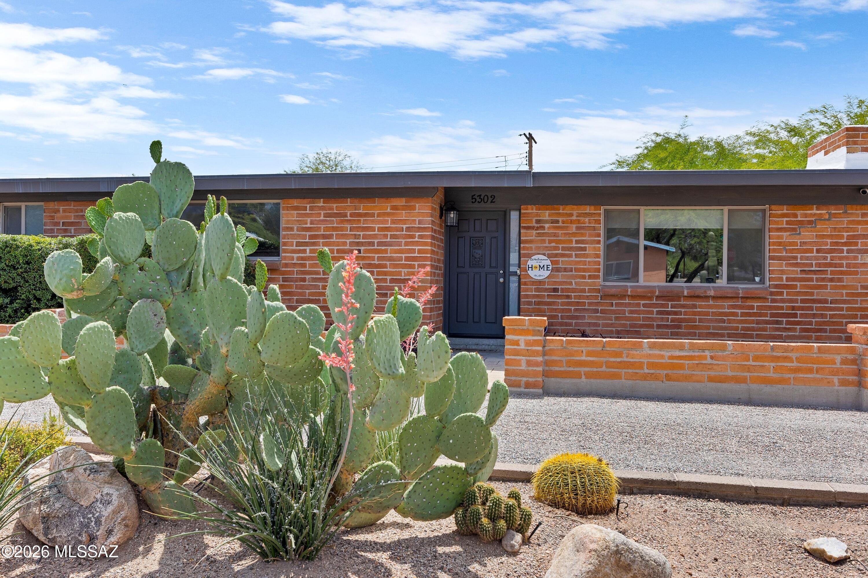 Adobe Manor - Residential